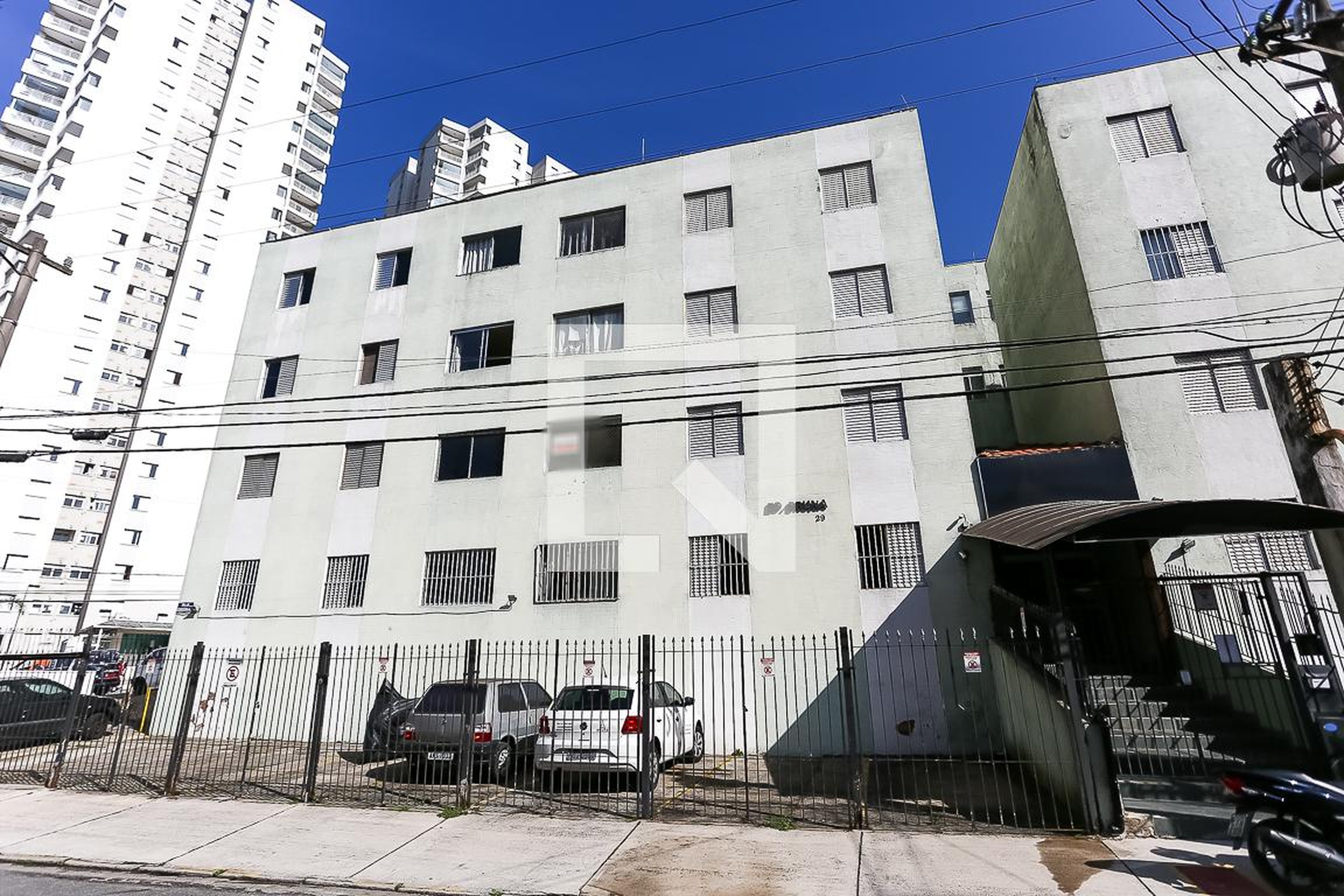 Fachada do Condomínio Condomínio Bruna