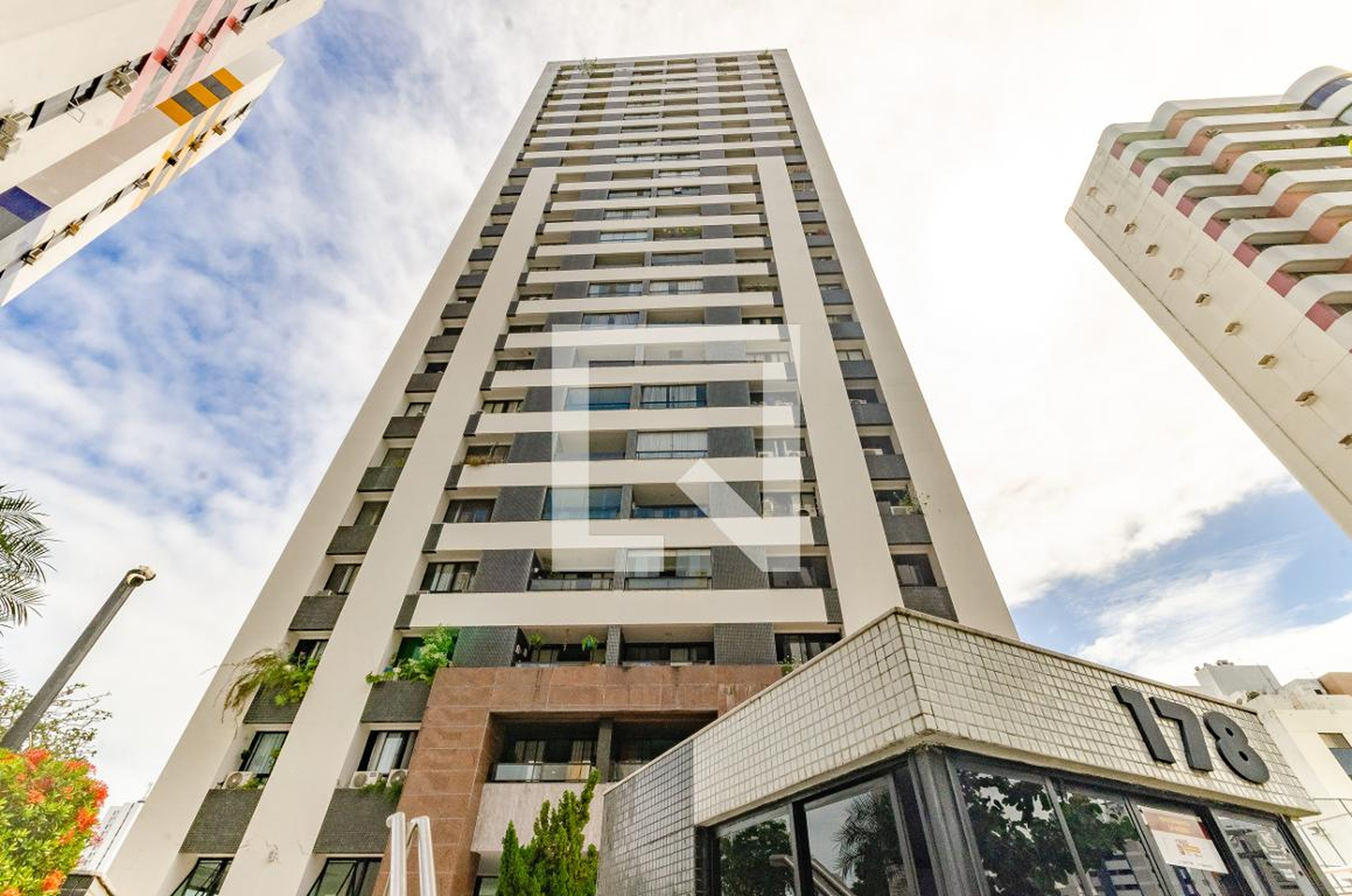 Fachada do Condomínio Condomínio Jardim di Nápoli