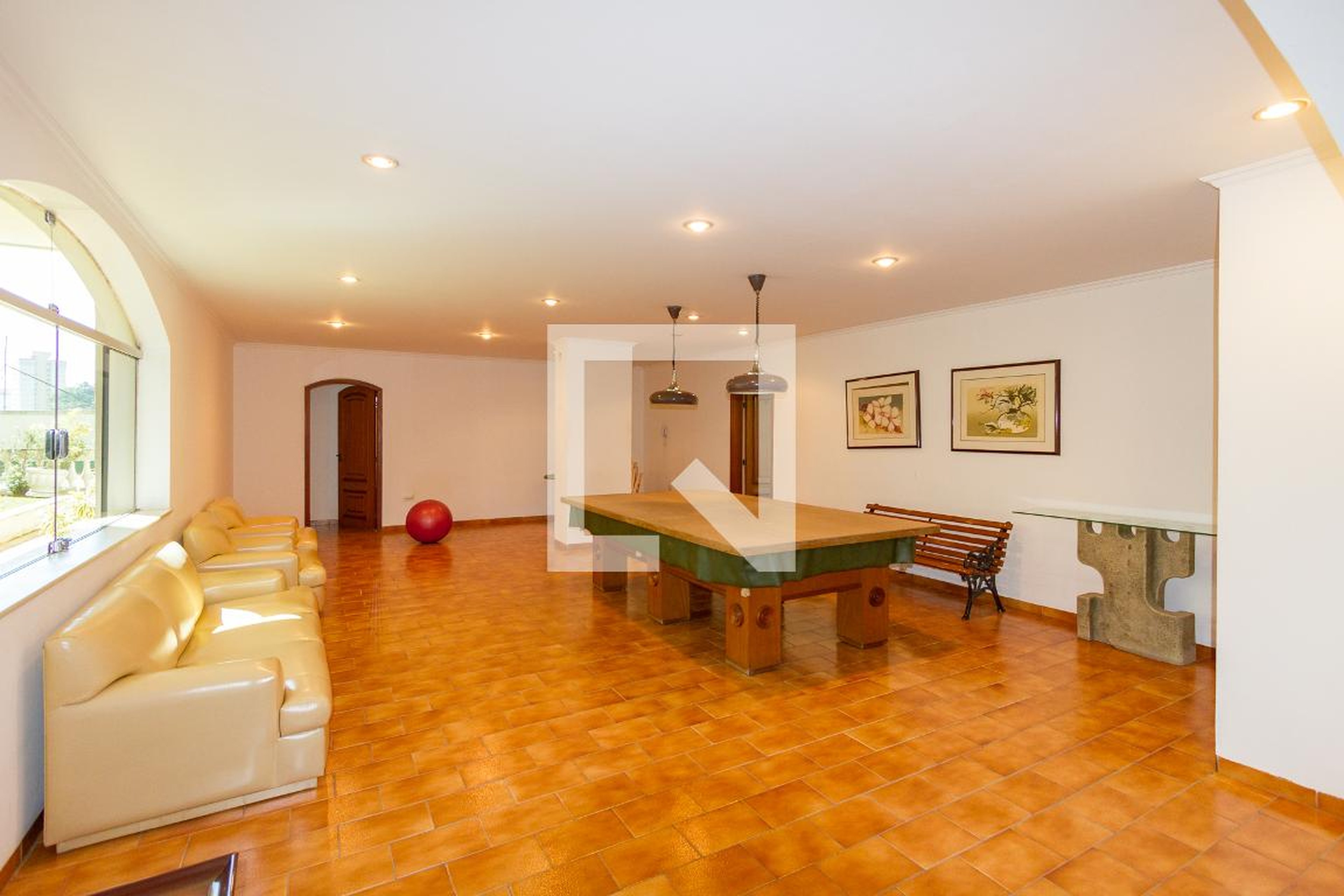 Salão de Festas - Mansão das Rosas