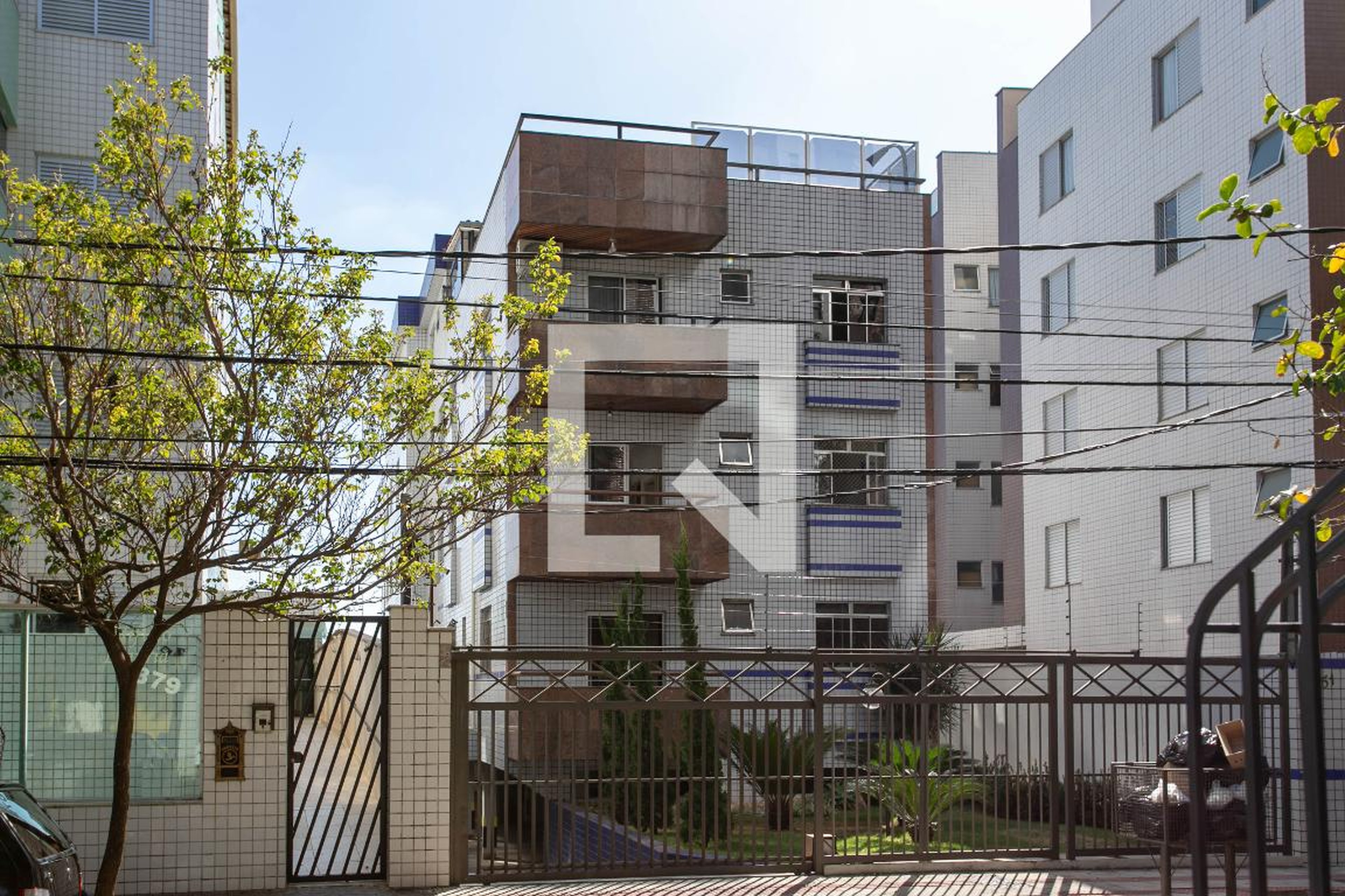 Fachada Edifício Vanilde Marques Pereira