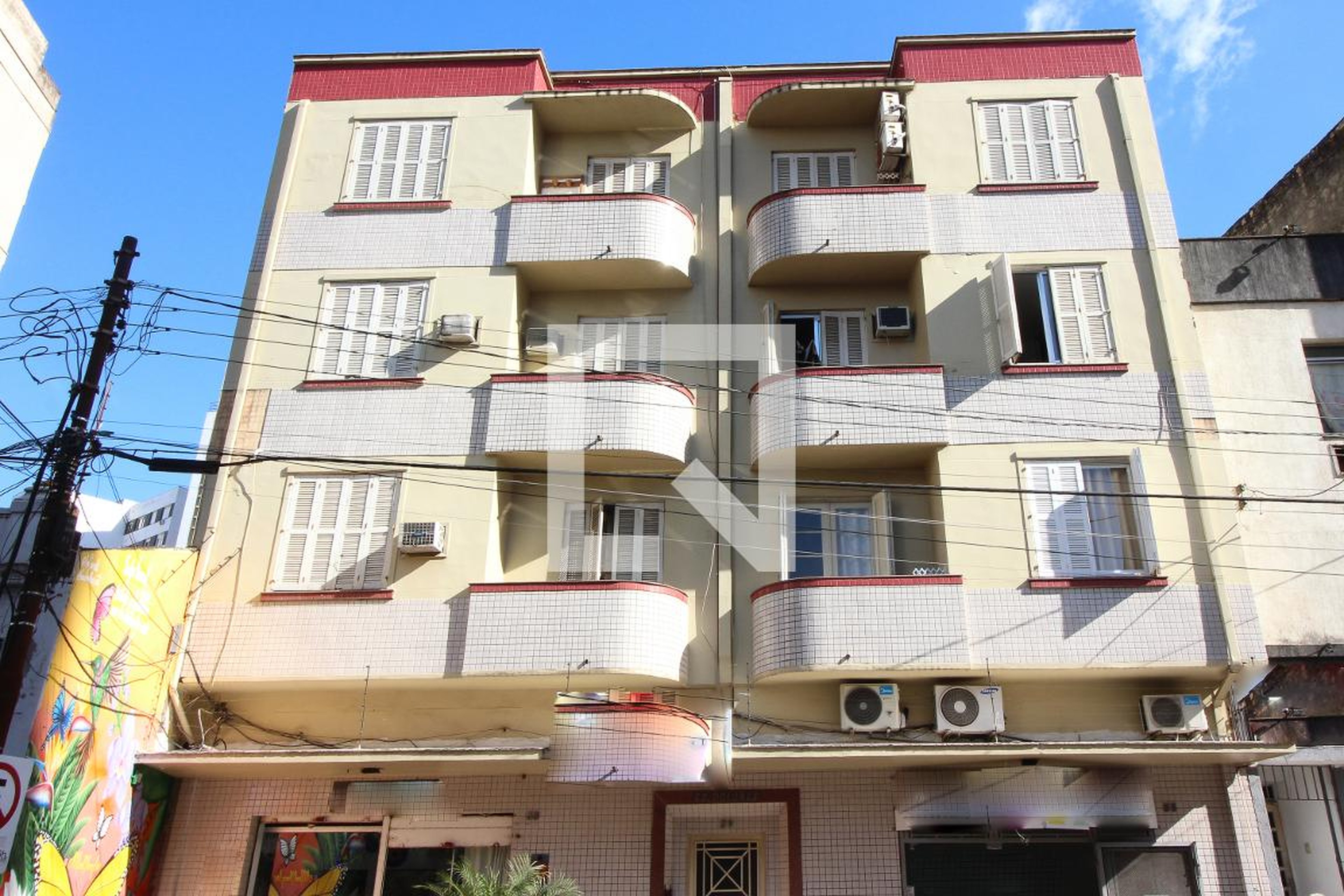 Fachada do Prédio Condomínio em Rua José do Patrocínio, 59