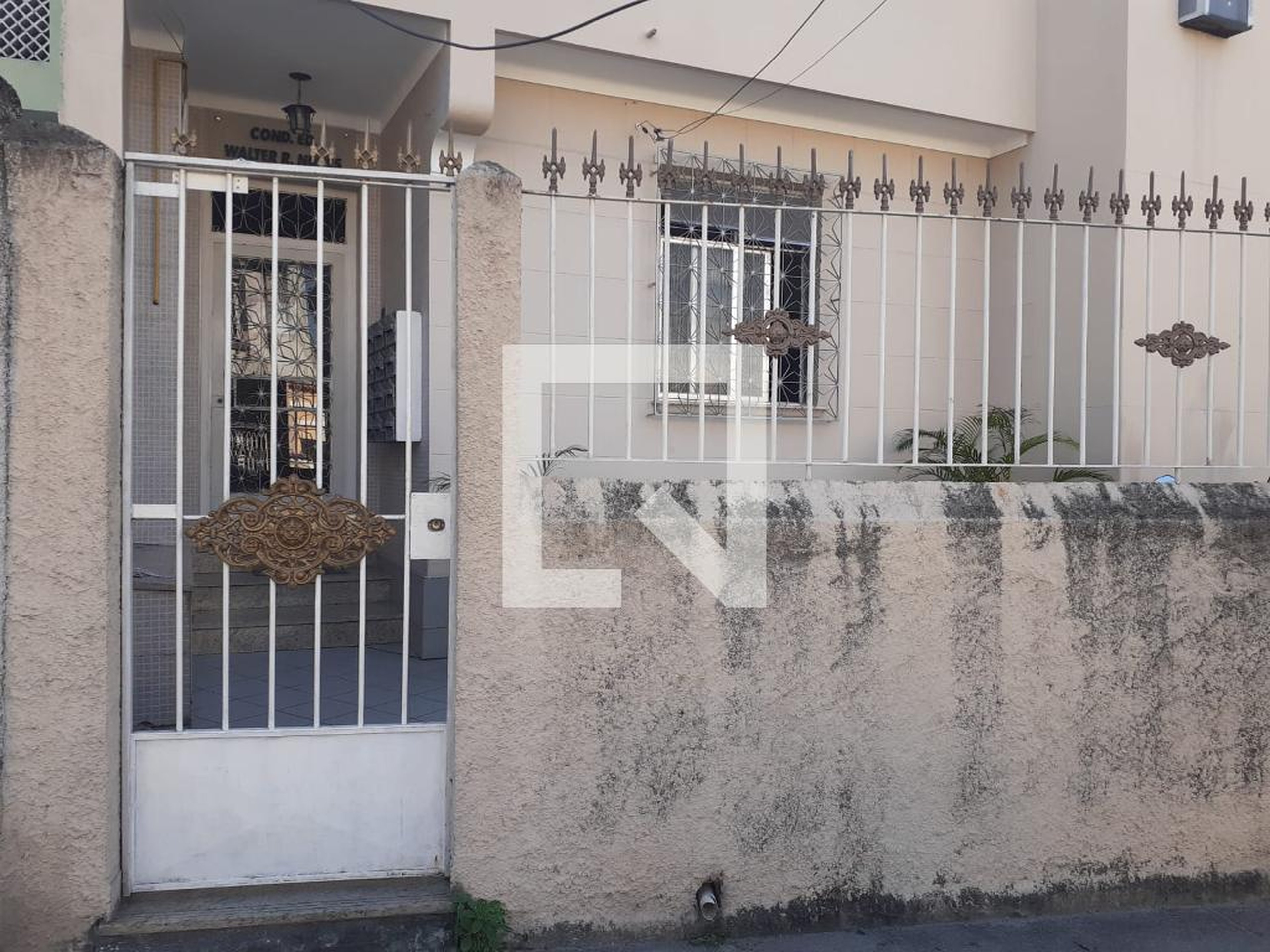 Fachada Condomínio em Rua João Pinheiro, 295