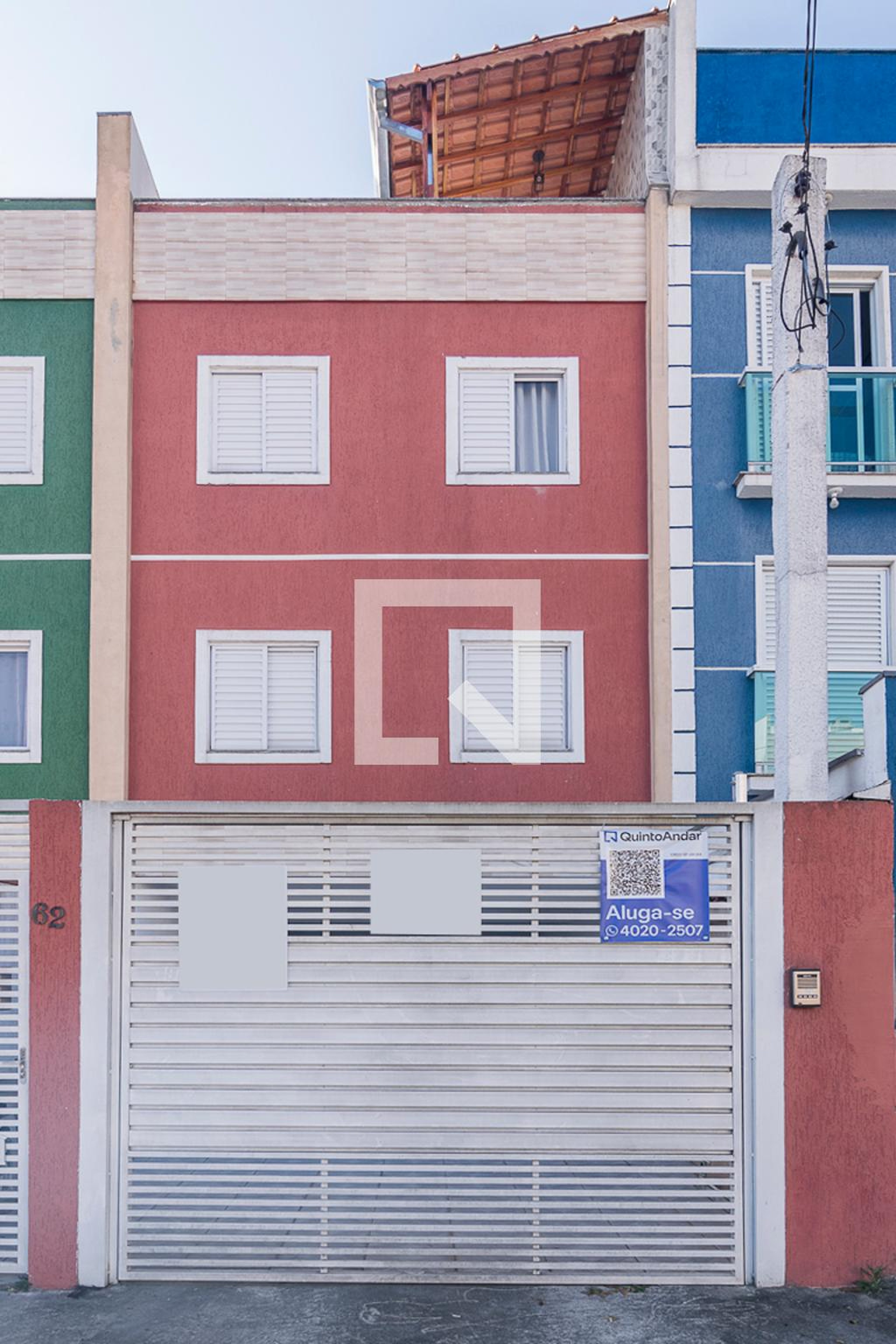 Fachada Condomínio em Rua Hipólito da Costa, 62