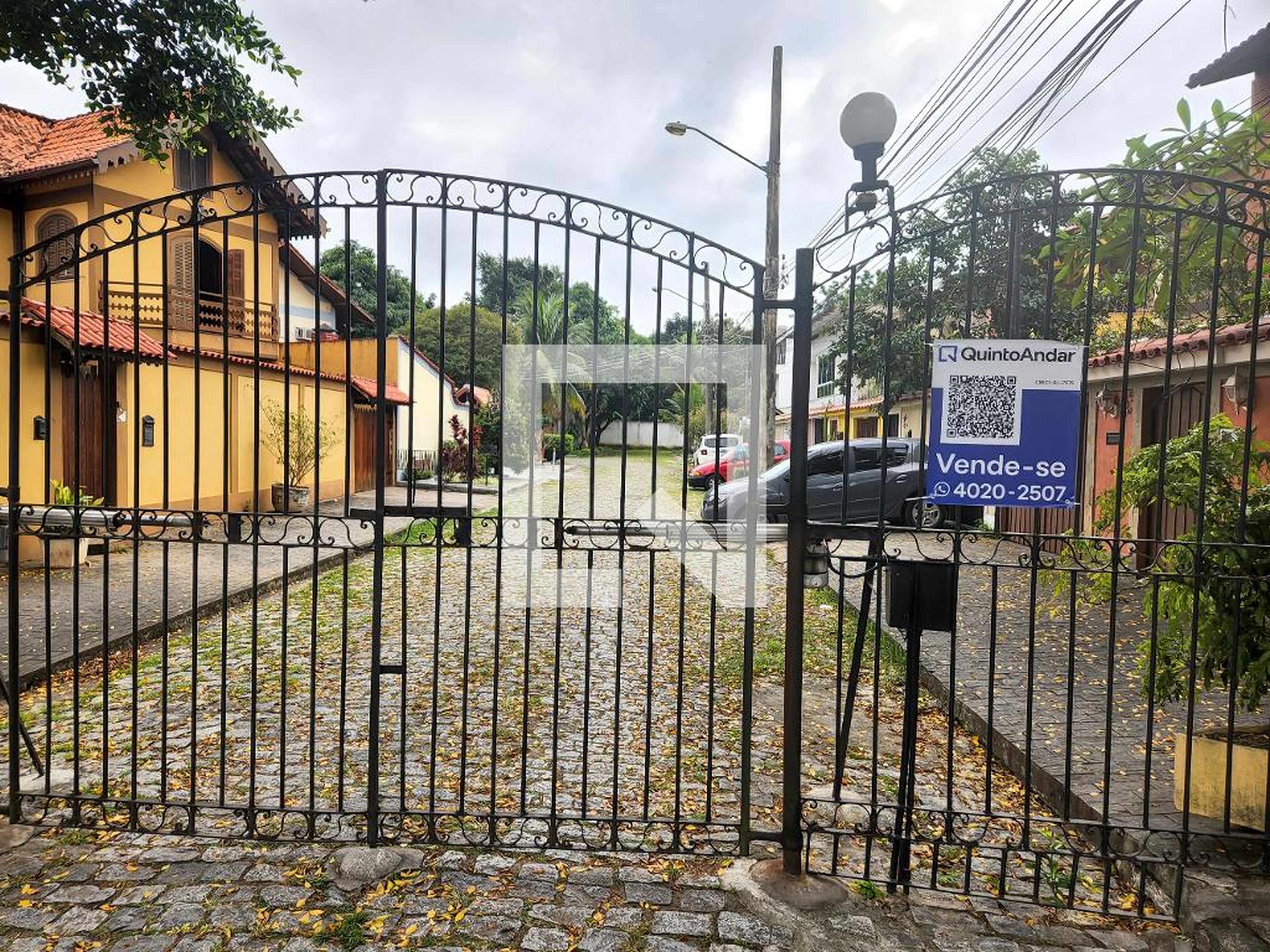 Fachada do Condomínio Condomínio em Rua Cazuza, 25