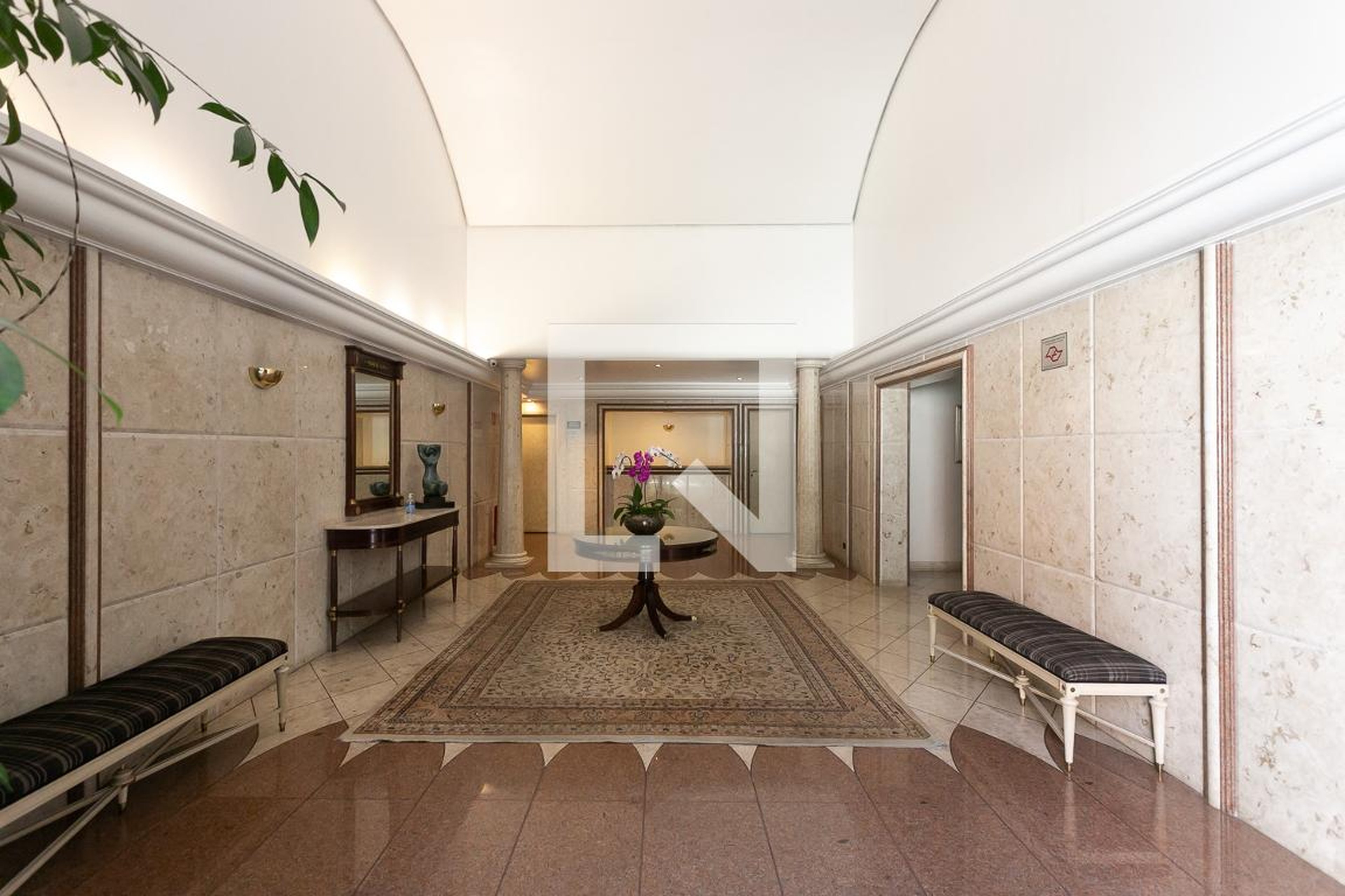 Hall de Entrada - Tiffanys Tower