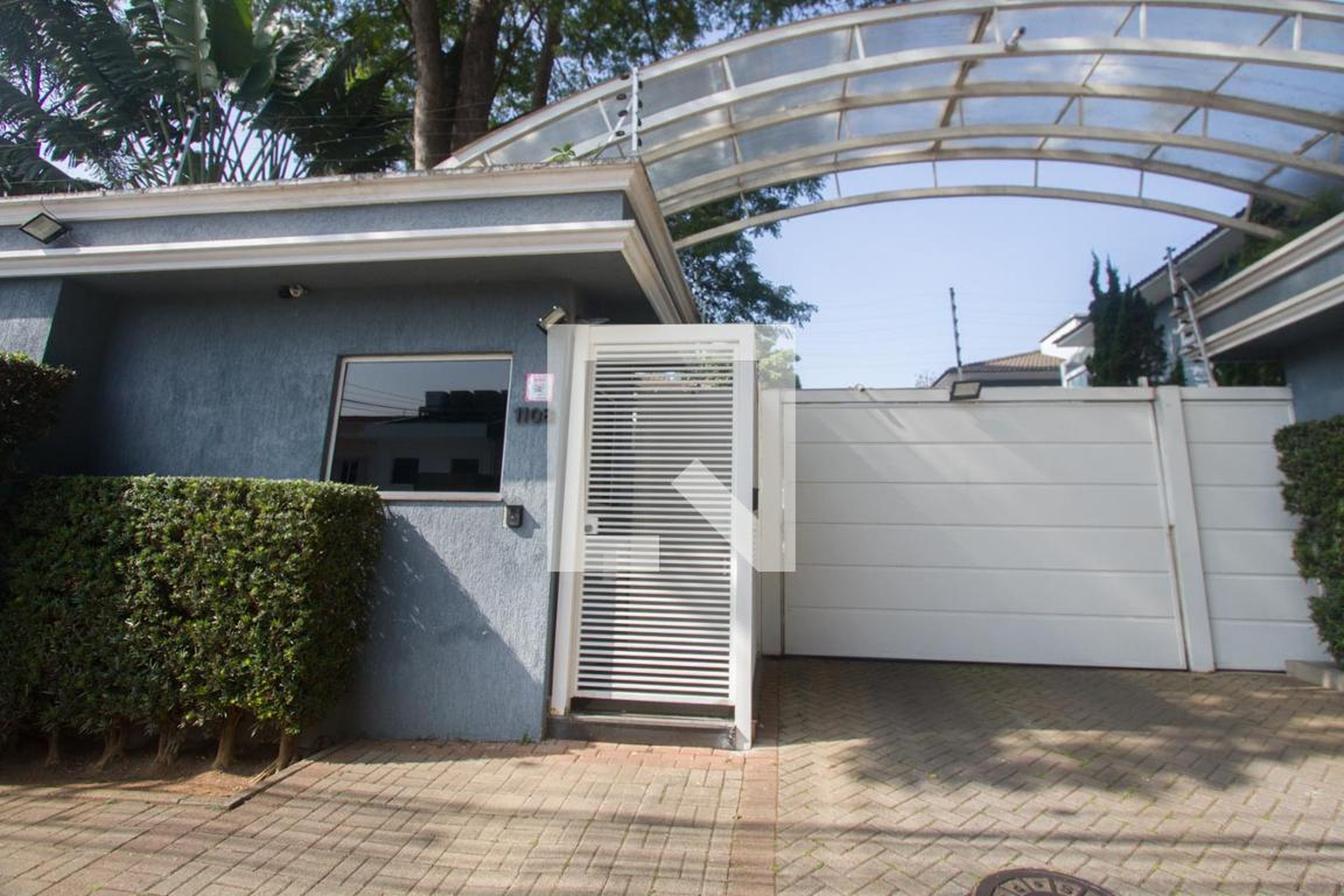 Fachada do Condomínio Condomínio Dolce Villa