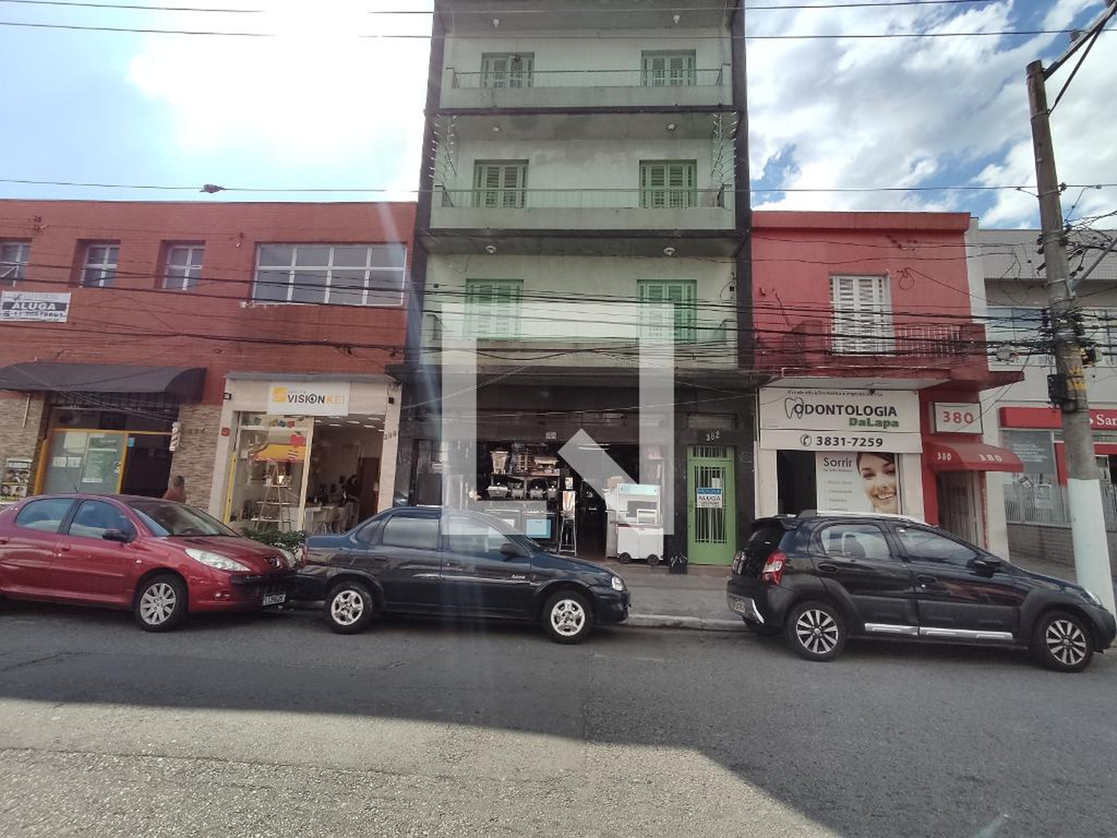 Fachada Condomínio em Rua Clemente Álvares, 382
