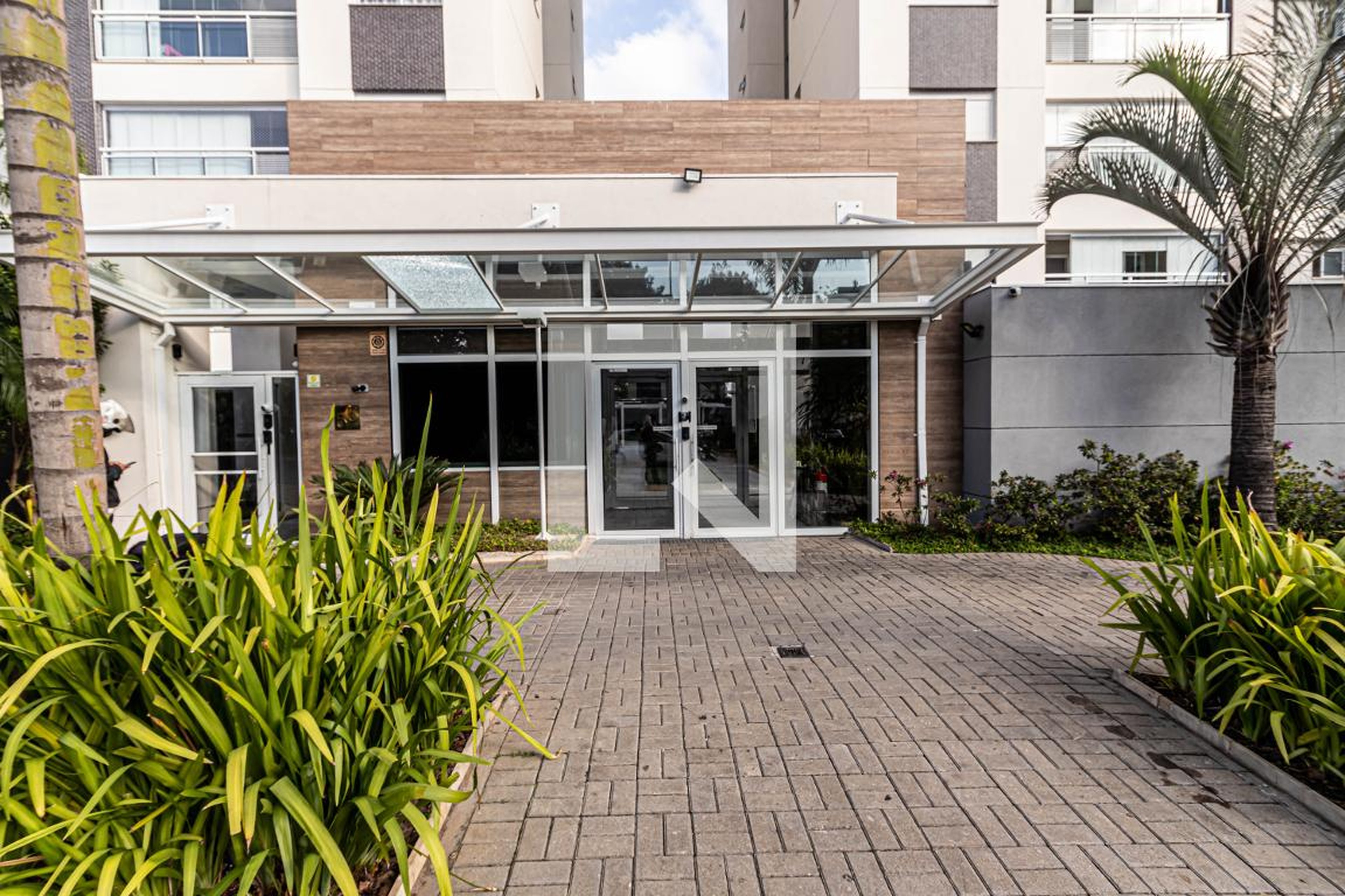 Fachada do Condomínio Condomínio Home Espaço Cerâmica