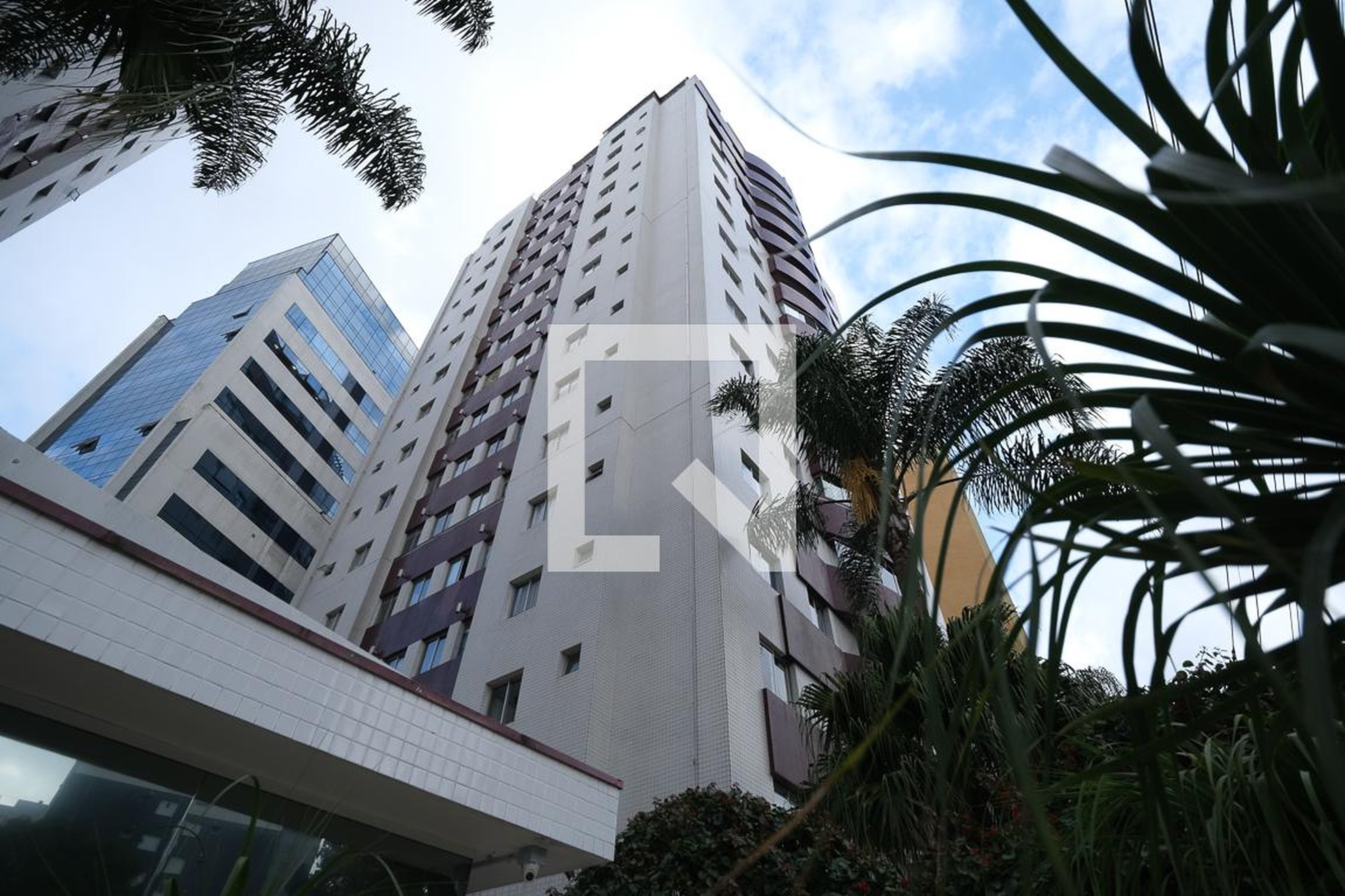 Fachada do Prédio Condomínio Cidade de Petrópolis