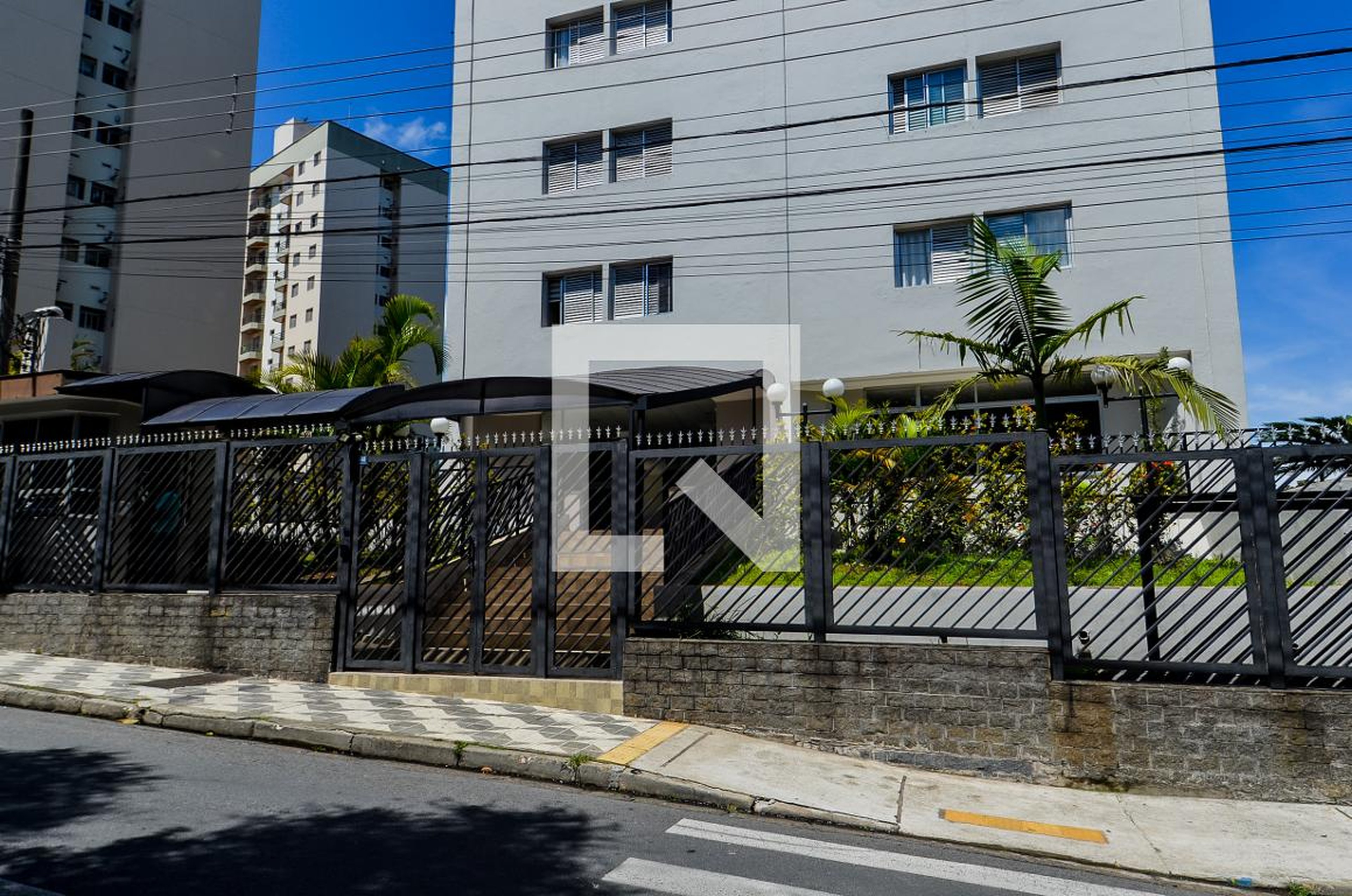 Fachada do Condomínio Condomínio Hilal e Jabour