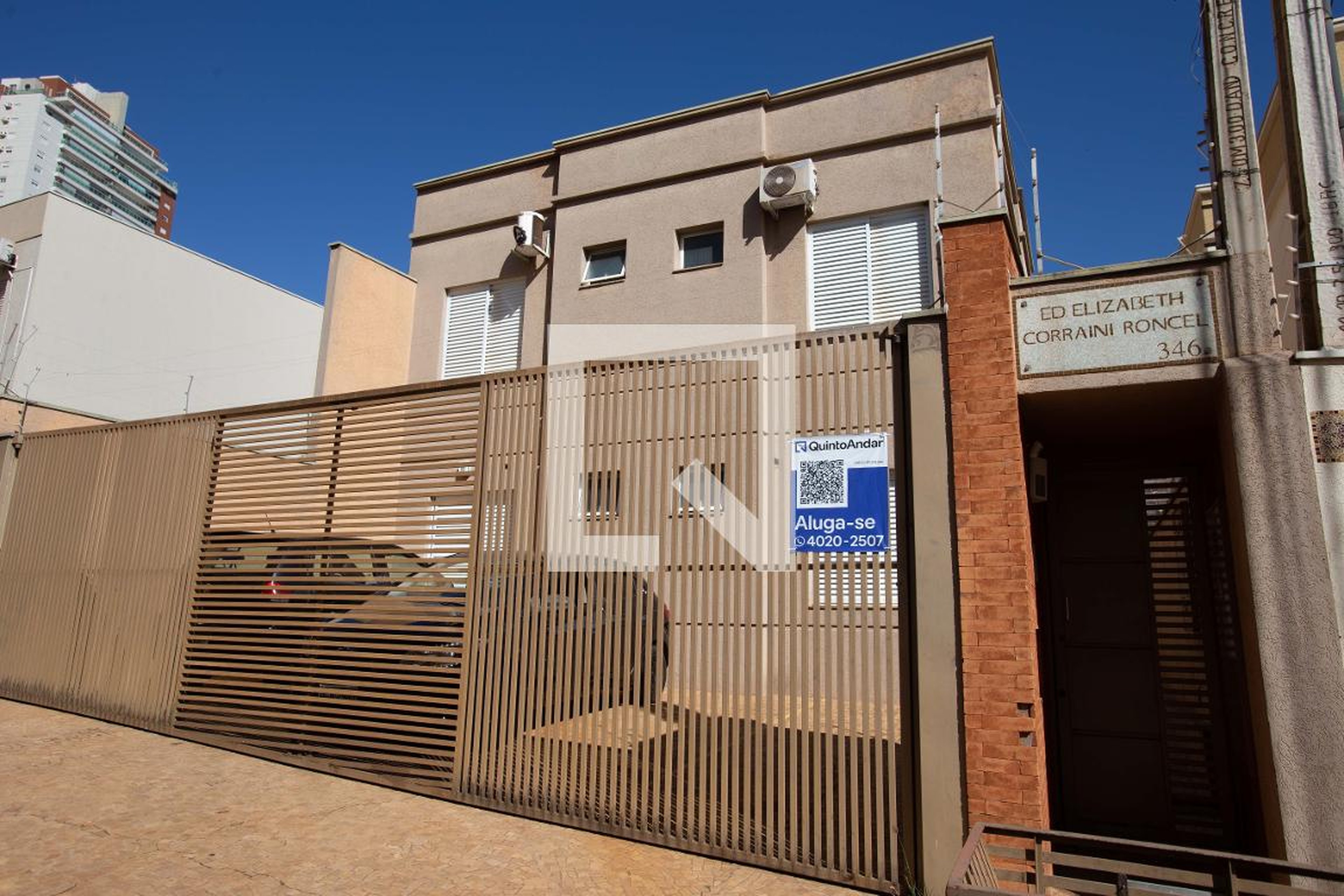 Fachada Edifício Elizabeth Corraine Roncel