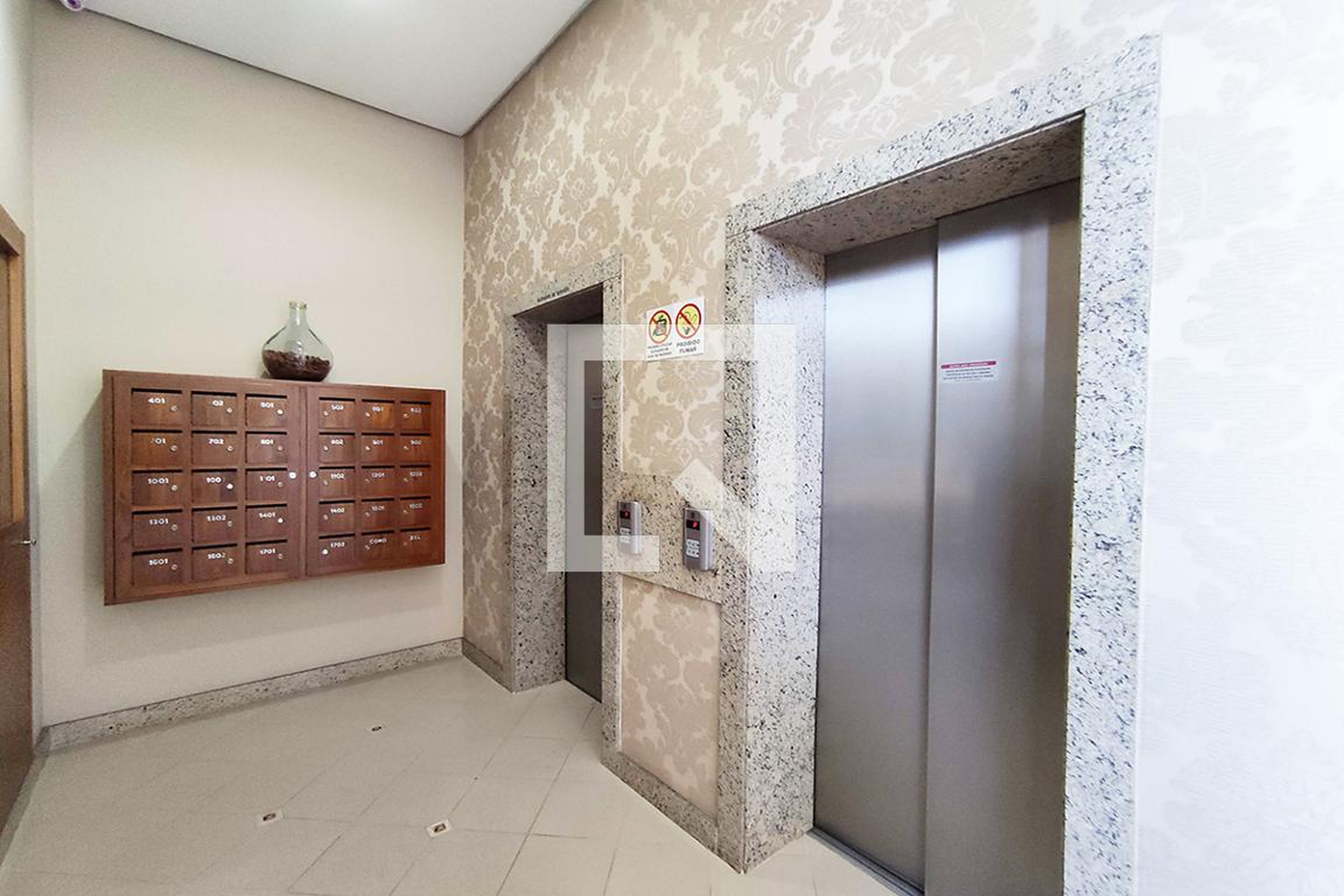 Elevador - Edifício Residencial Rosa dos Ventos