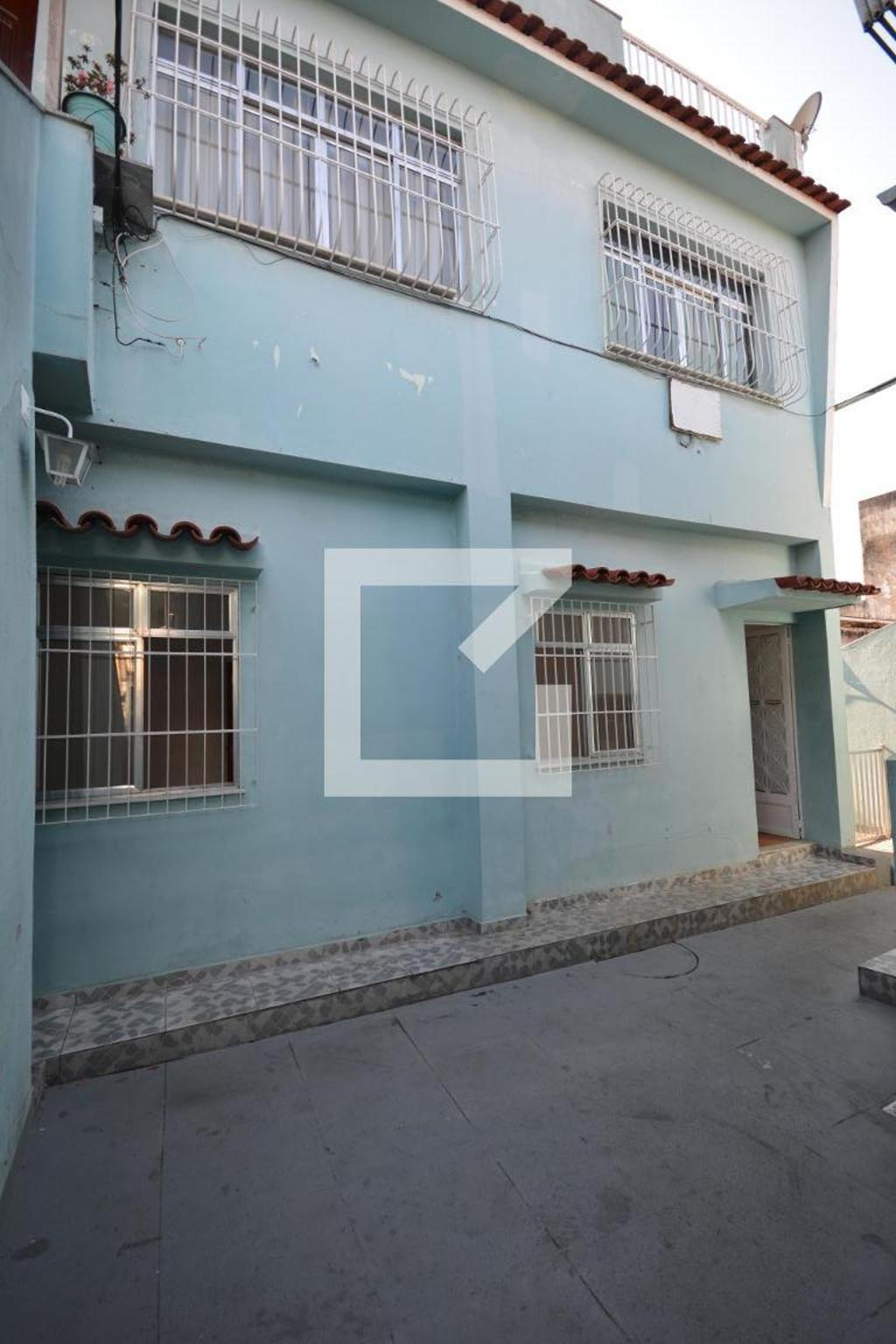 Fachada Condomínio em Rua Rodrigues de Albuquerque, 112