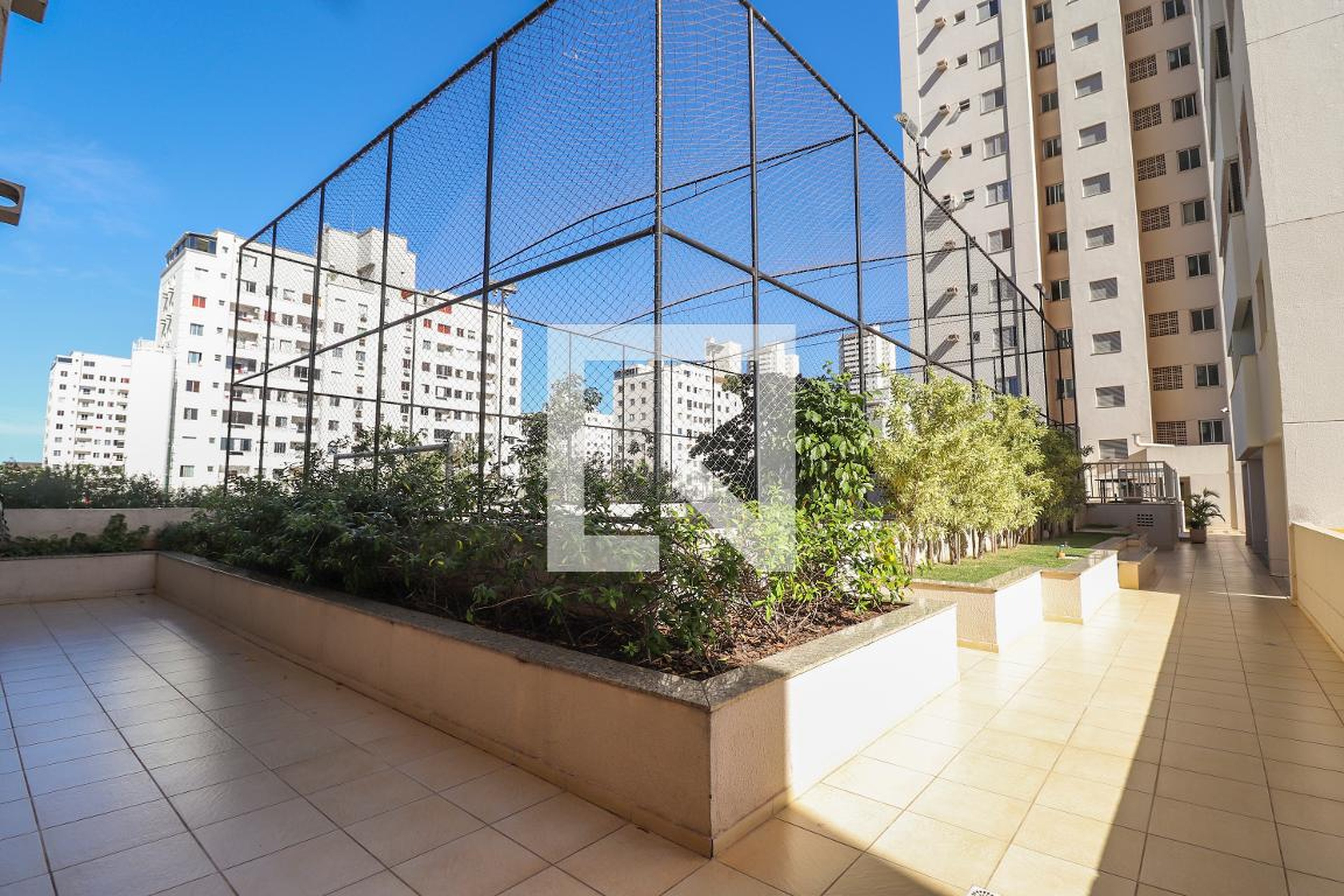 Quadra esportiva - Portal dos Ipes