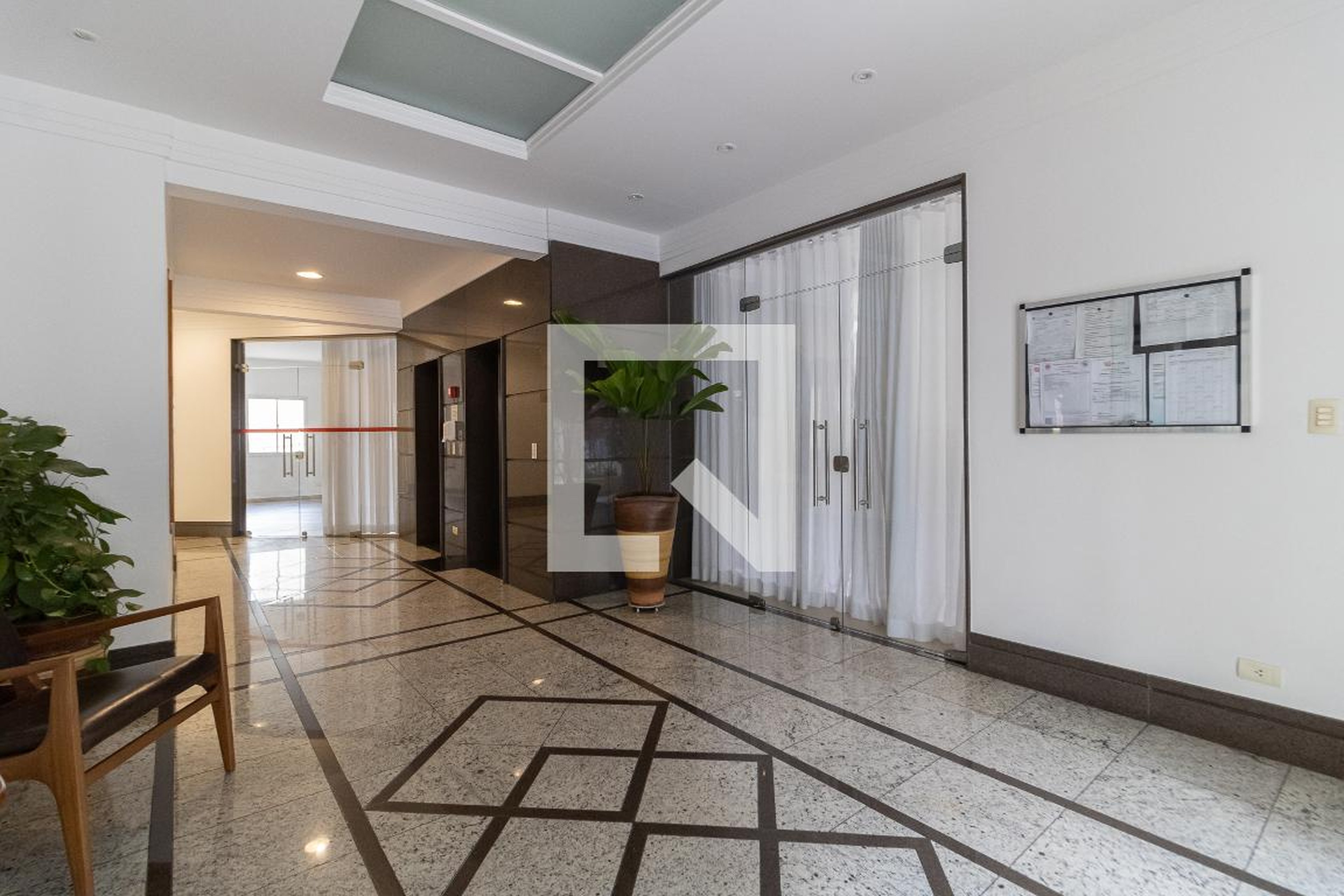 Hall de Entrada - Jardin D'Acclimation