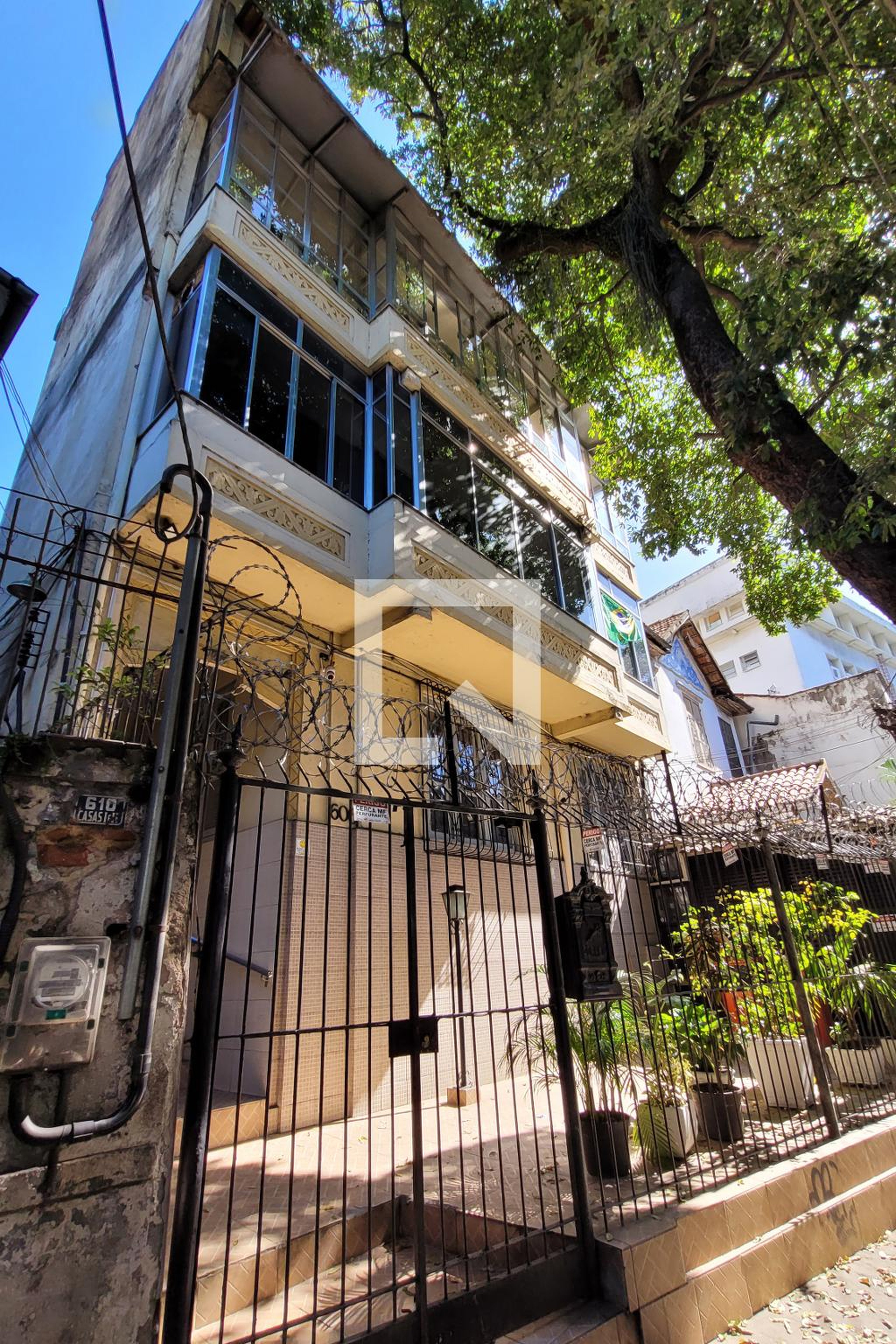 Fachada Condomínio em Avenida Paulo de Frontin, 606