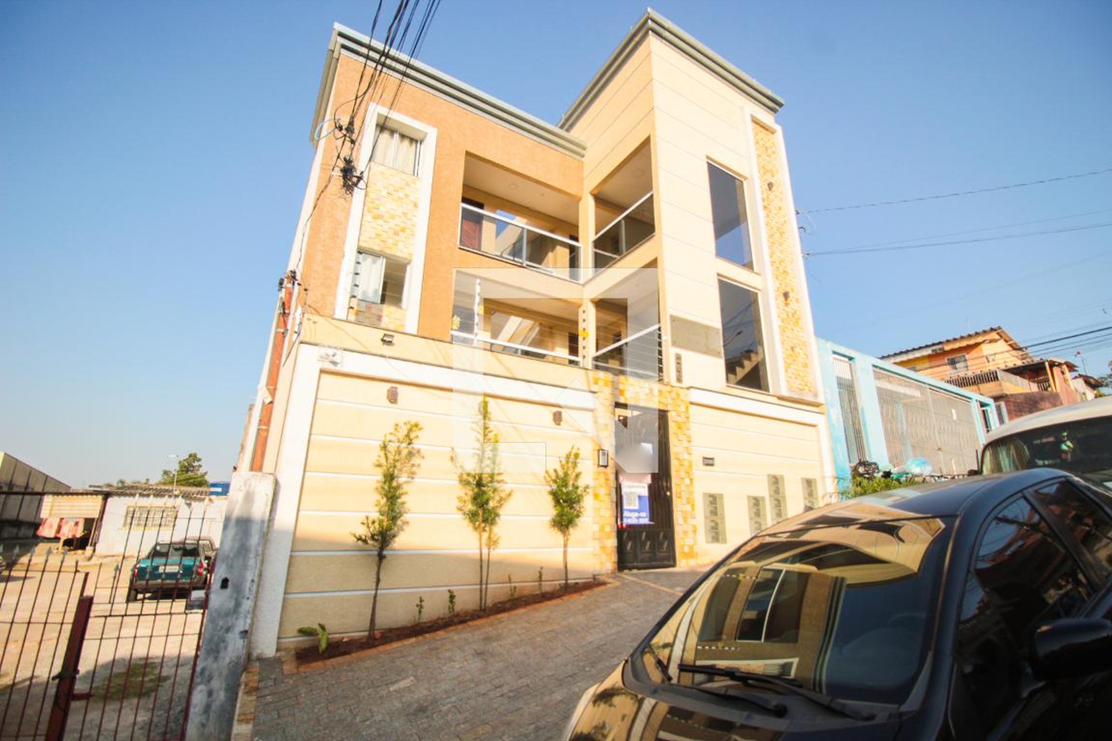 Fachada do Condomínio Residencial Rubi