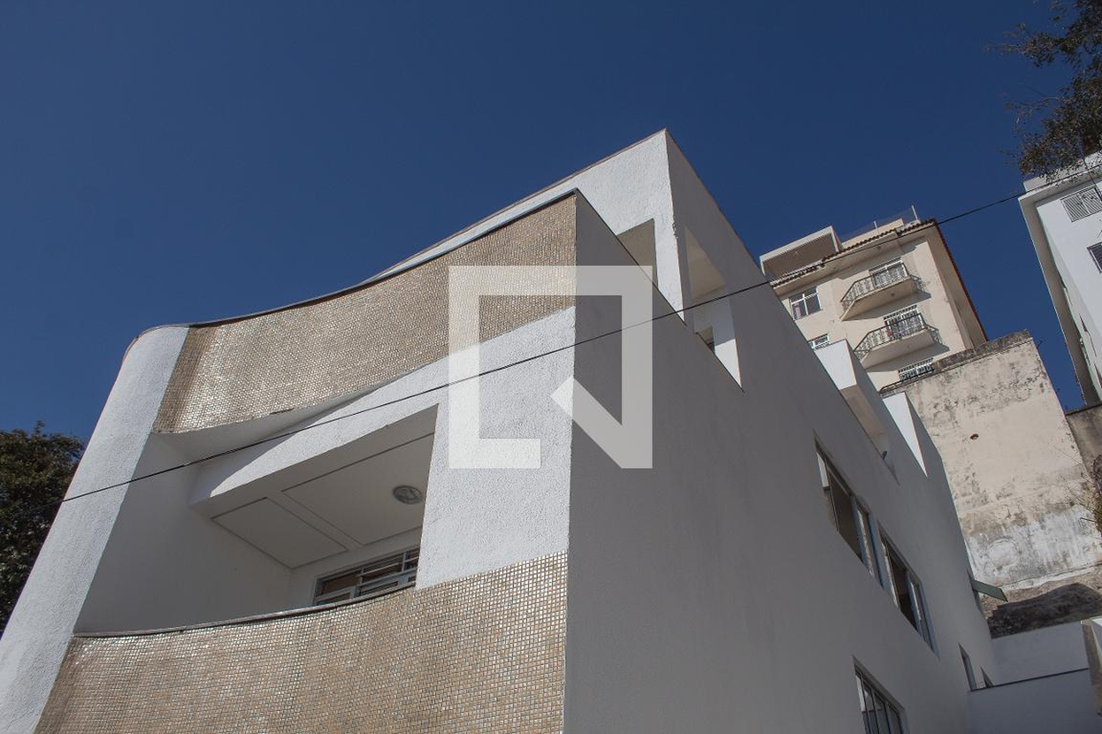 Fachada Condomínio em Rua Júlio Soares Santana, 264