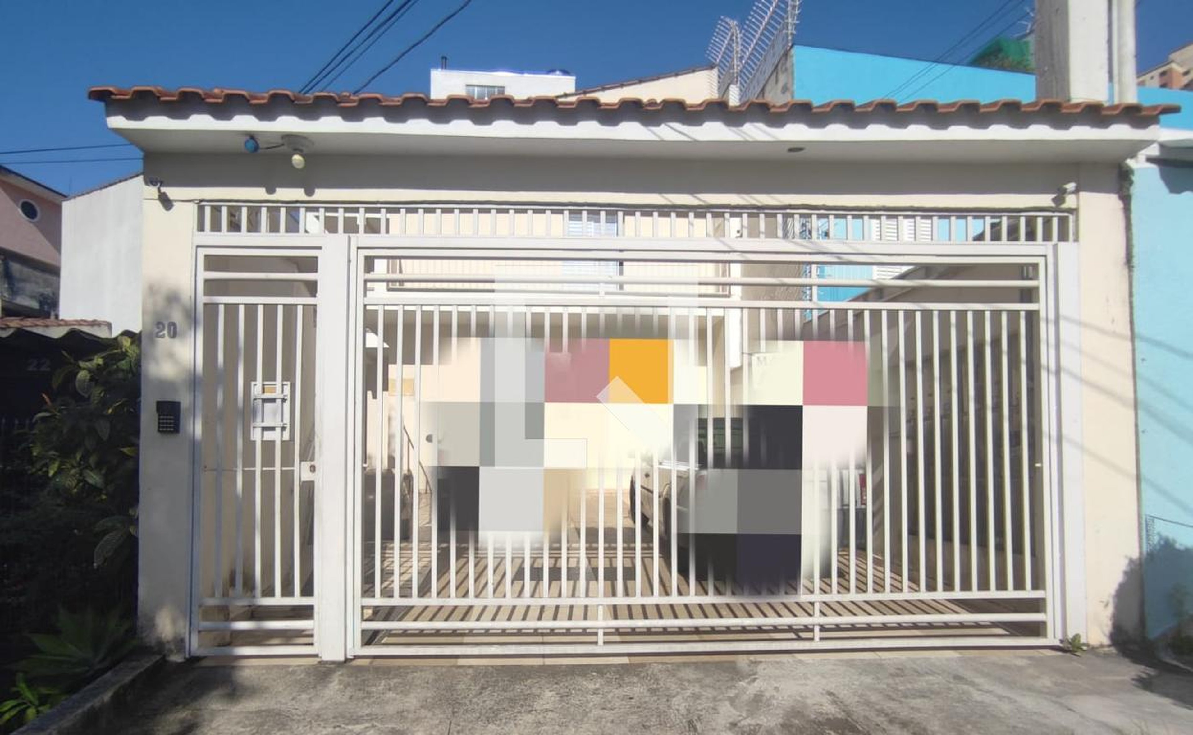 fachada Condomínio em Rua André Domingues, 20