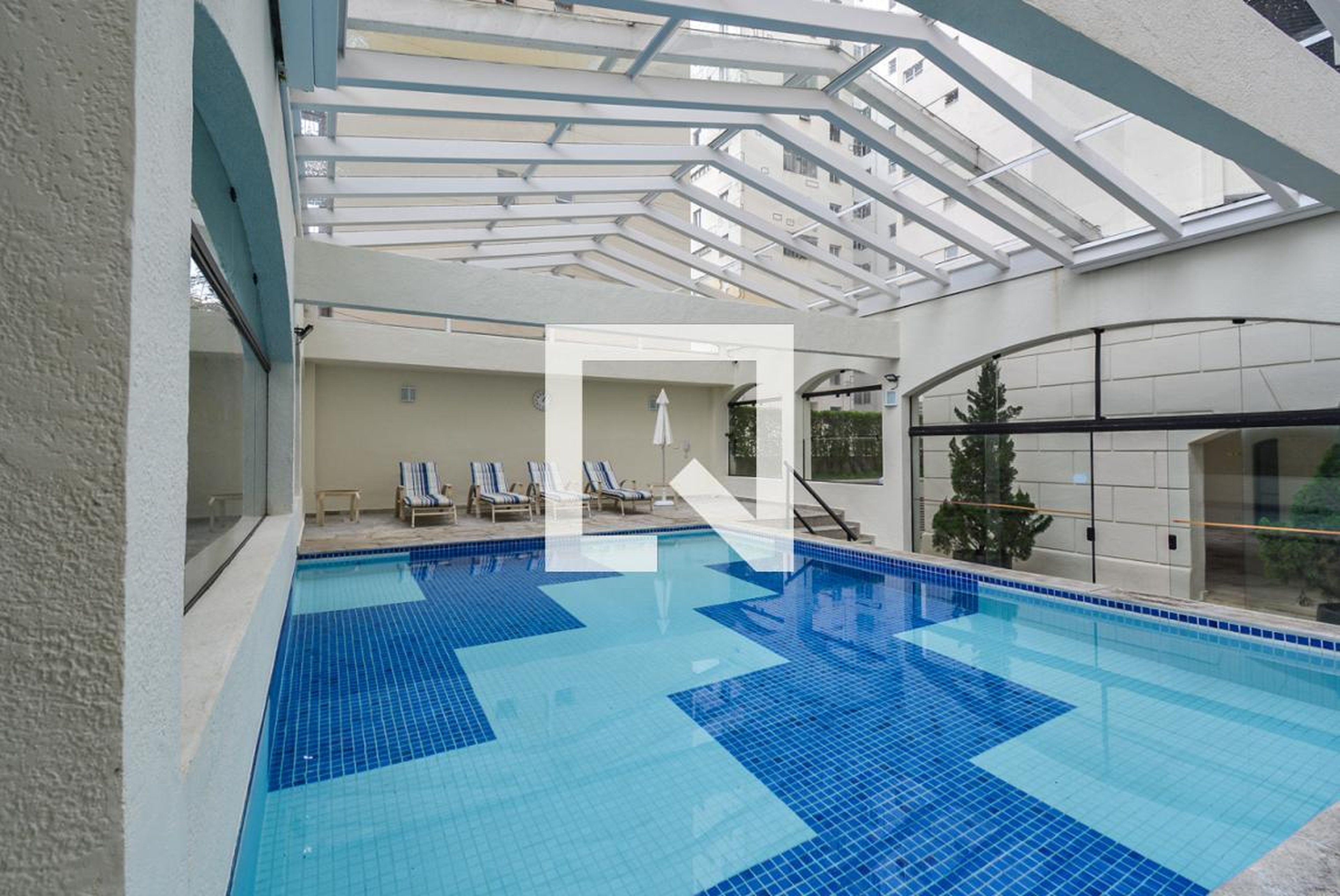 Piscina - Paço Do Sion