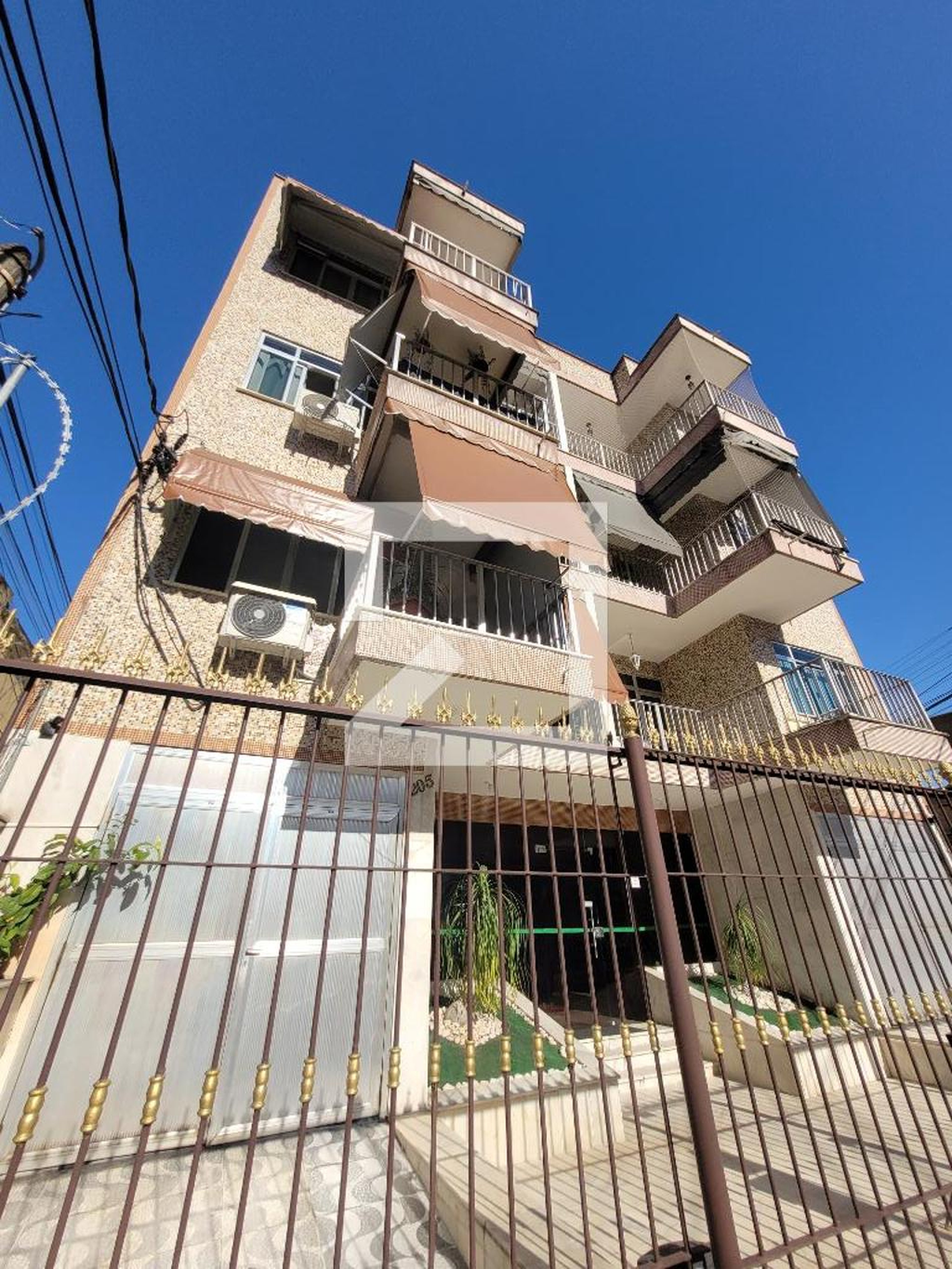 Fachada Condomínio Antônio Pedro Baião