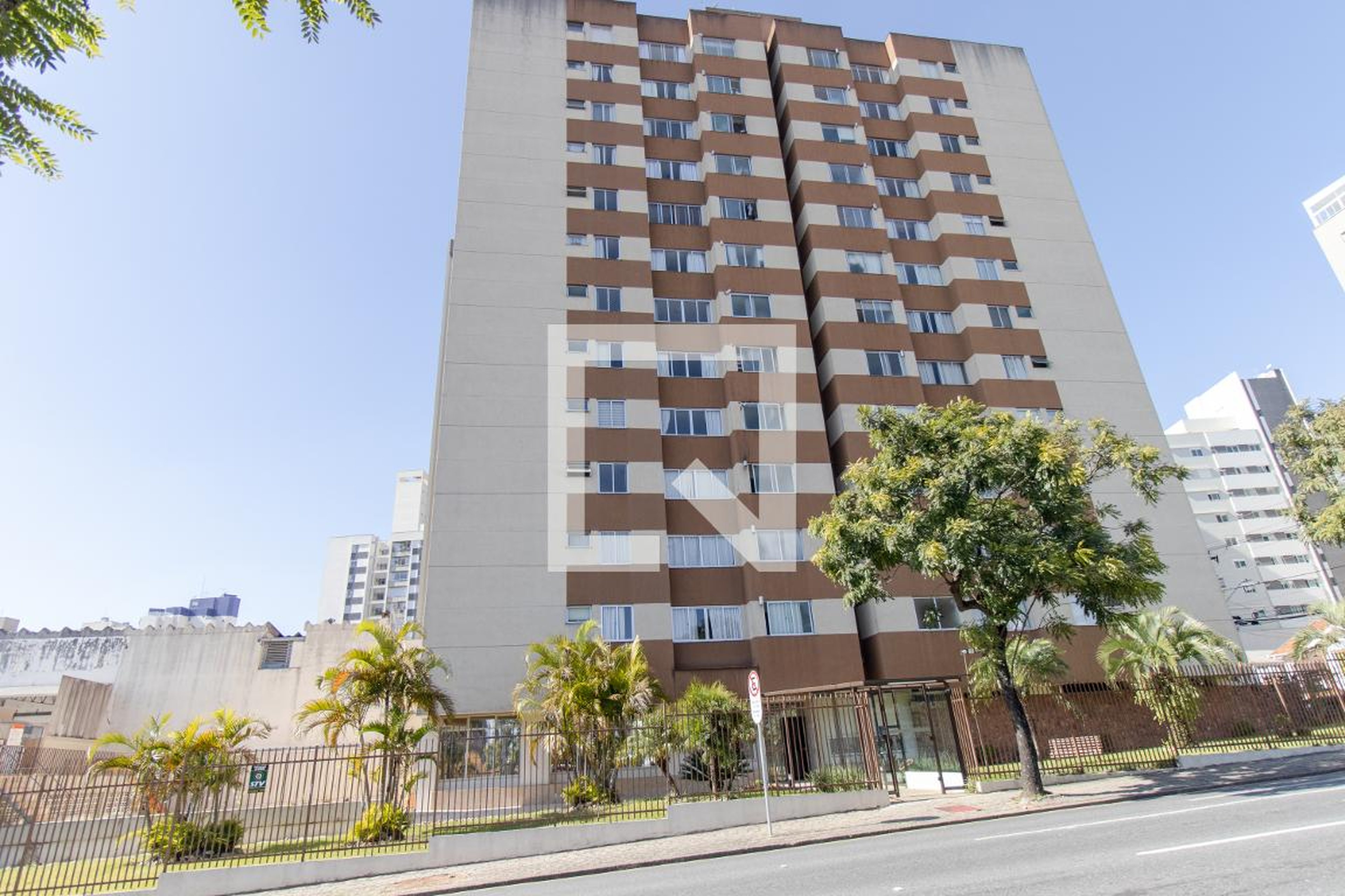 Fachada do Condomínio Condomínio Amanda