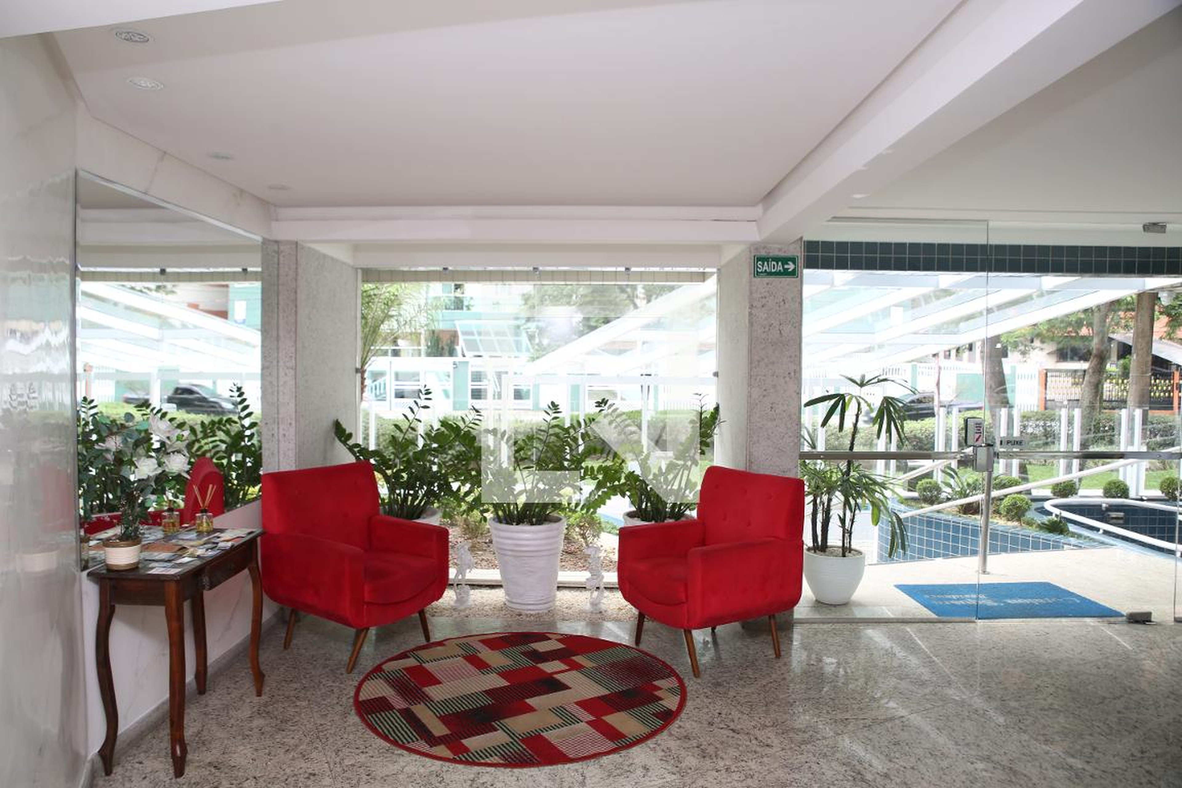 Hall de Entrada - Coralon Square