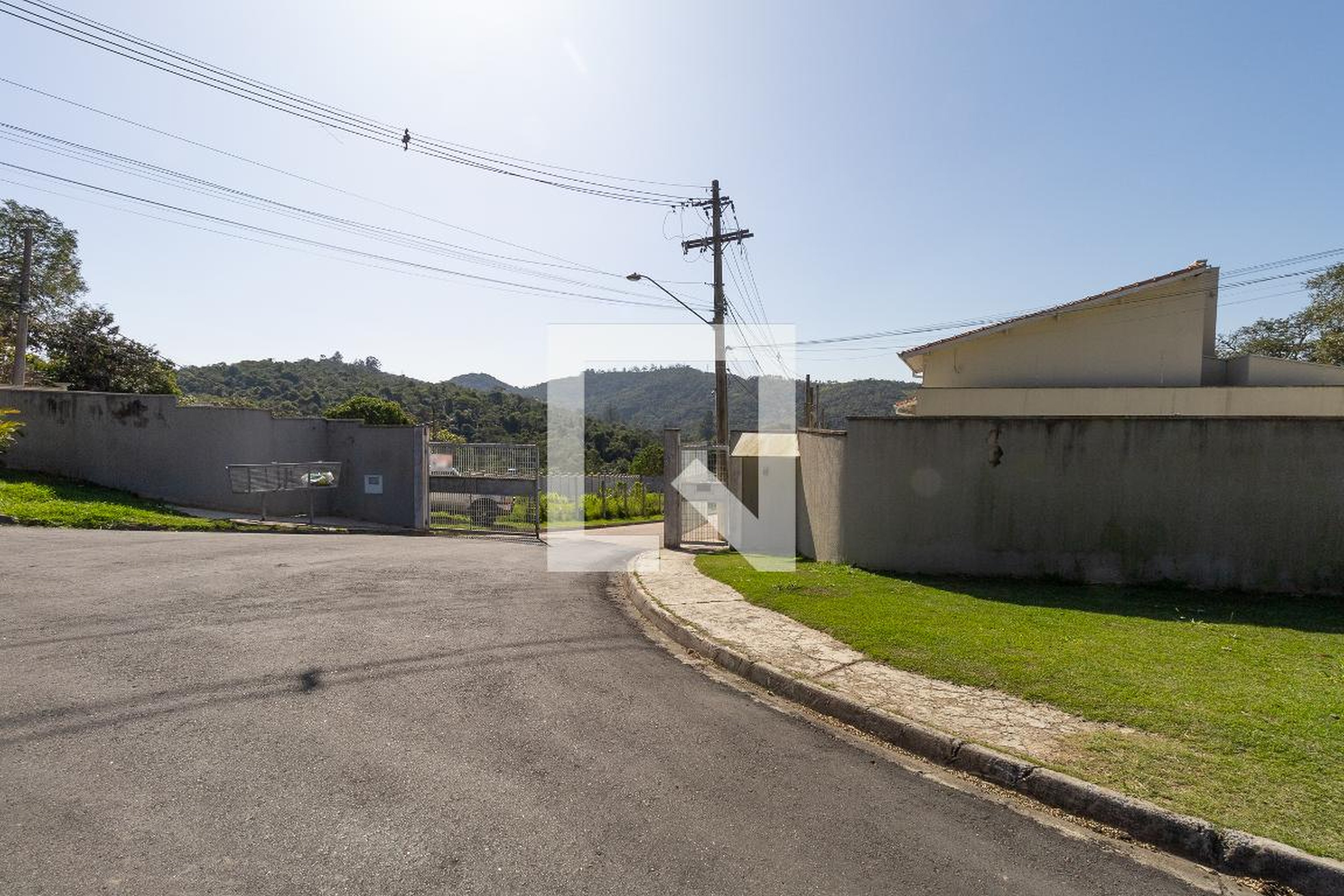 Fachada do Condomínio Condomínio Vila Tosi