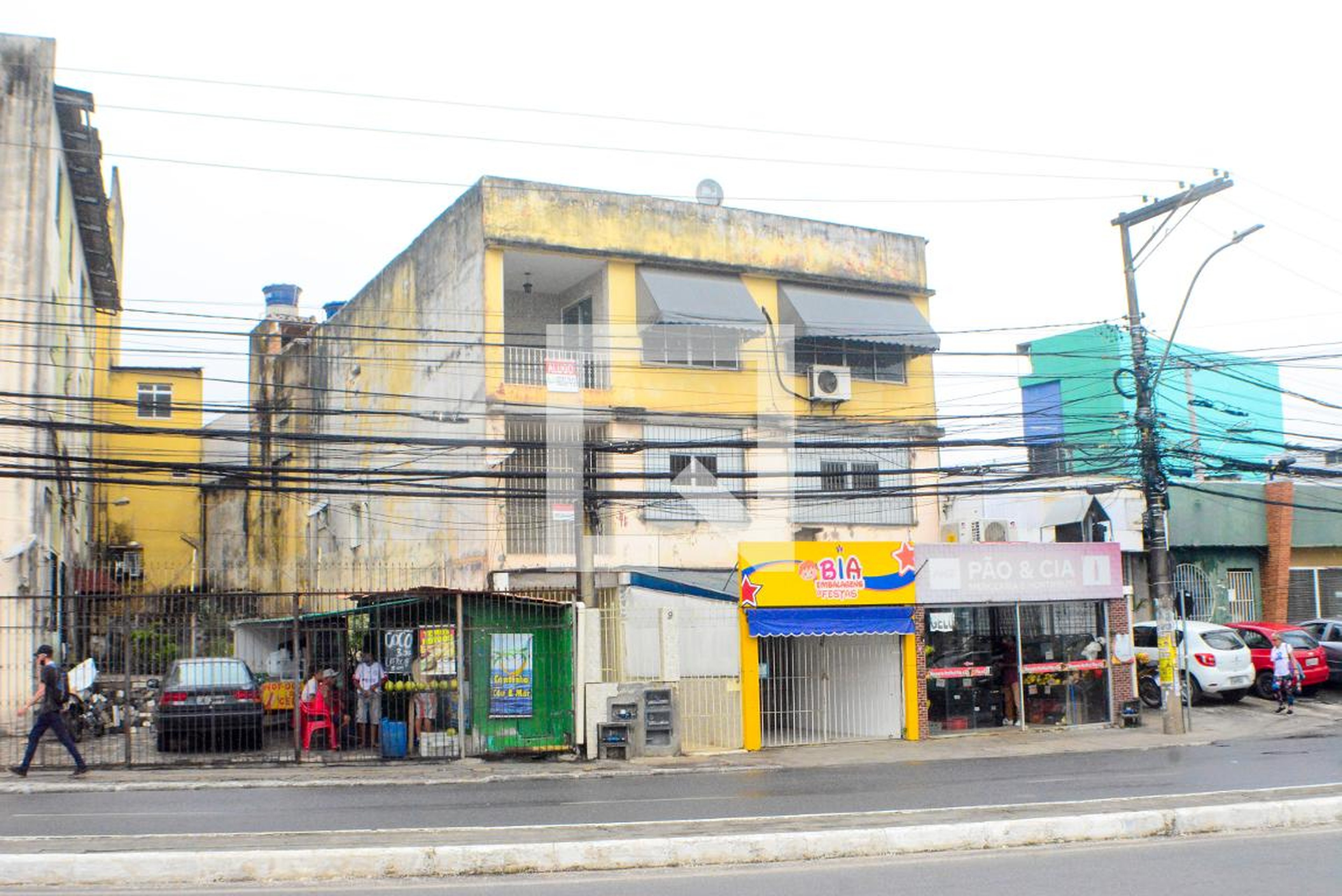 Fachada do Prédio Condomínio em Praça Francisco Manoel, 9