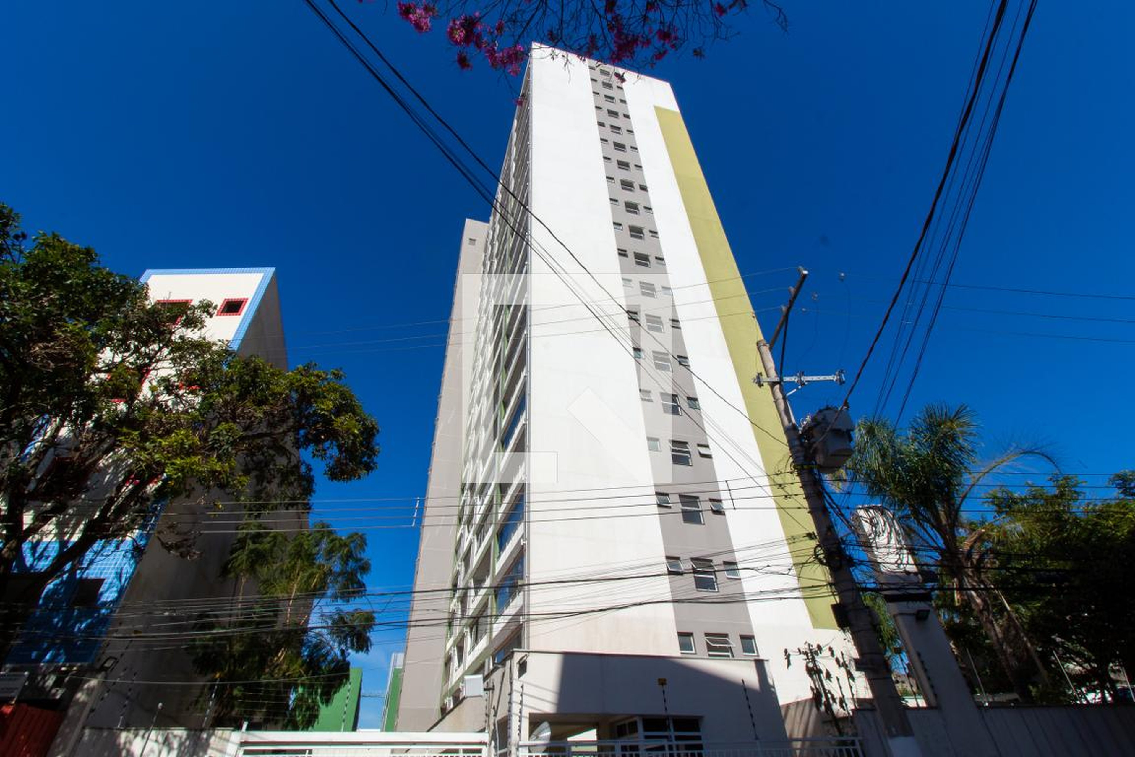 Fachada do Condomínio Edifício Criação