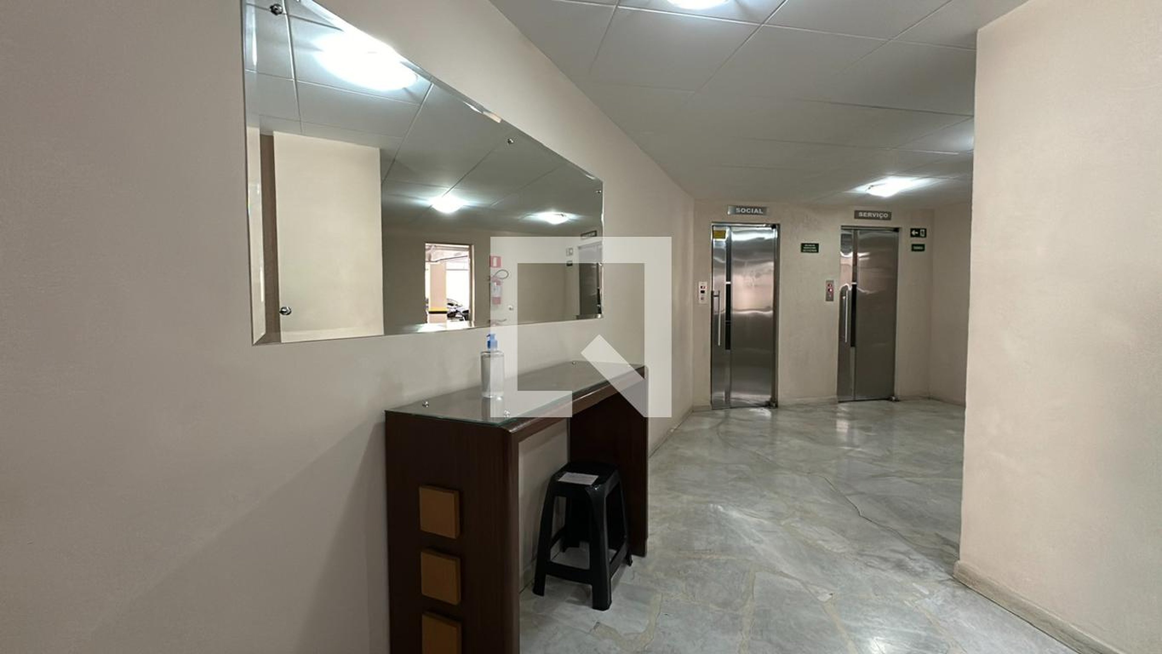 Hall de entrada - Edifício Barão de Cocais