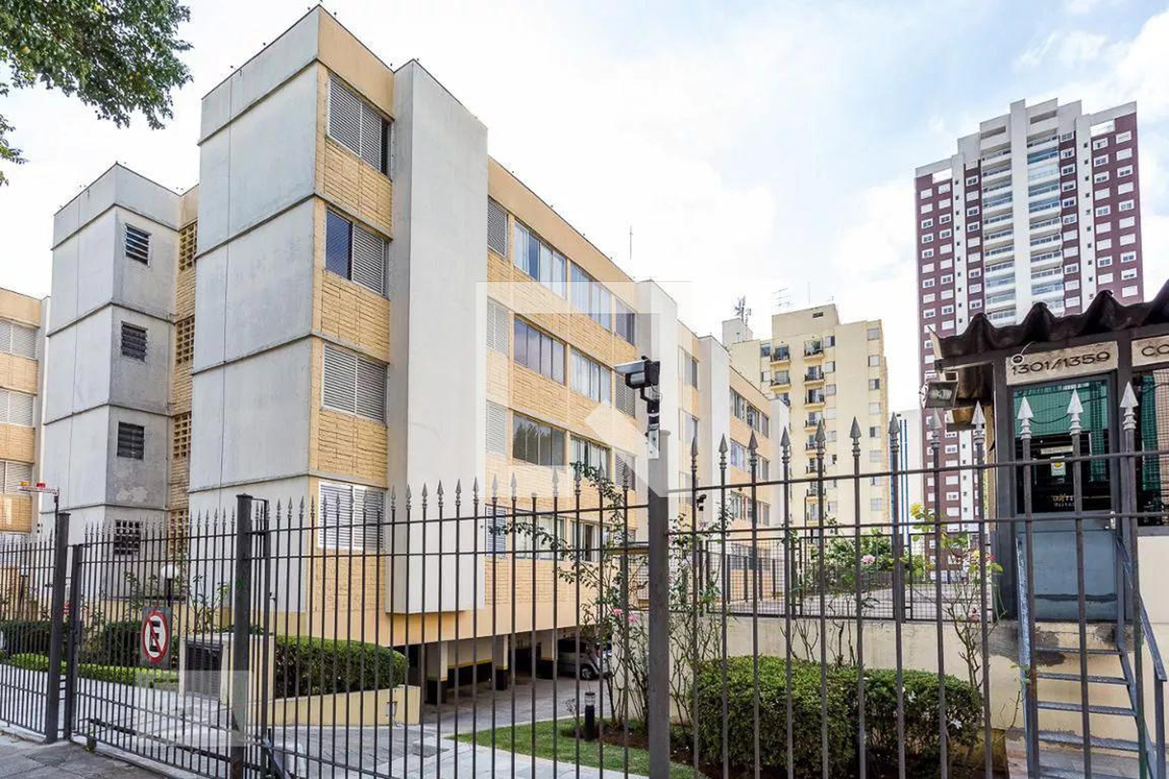 Fachada do Condomínio Condomínio Centro Residencial Tatuape