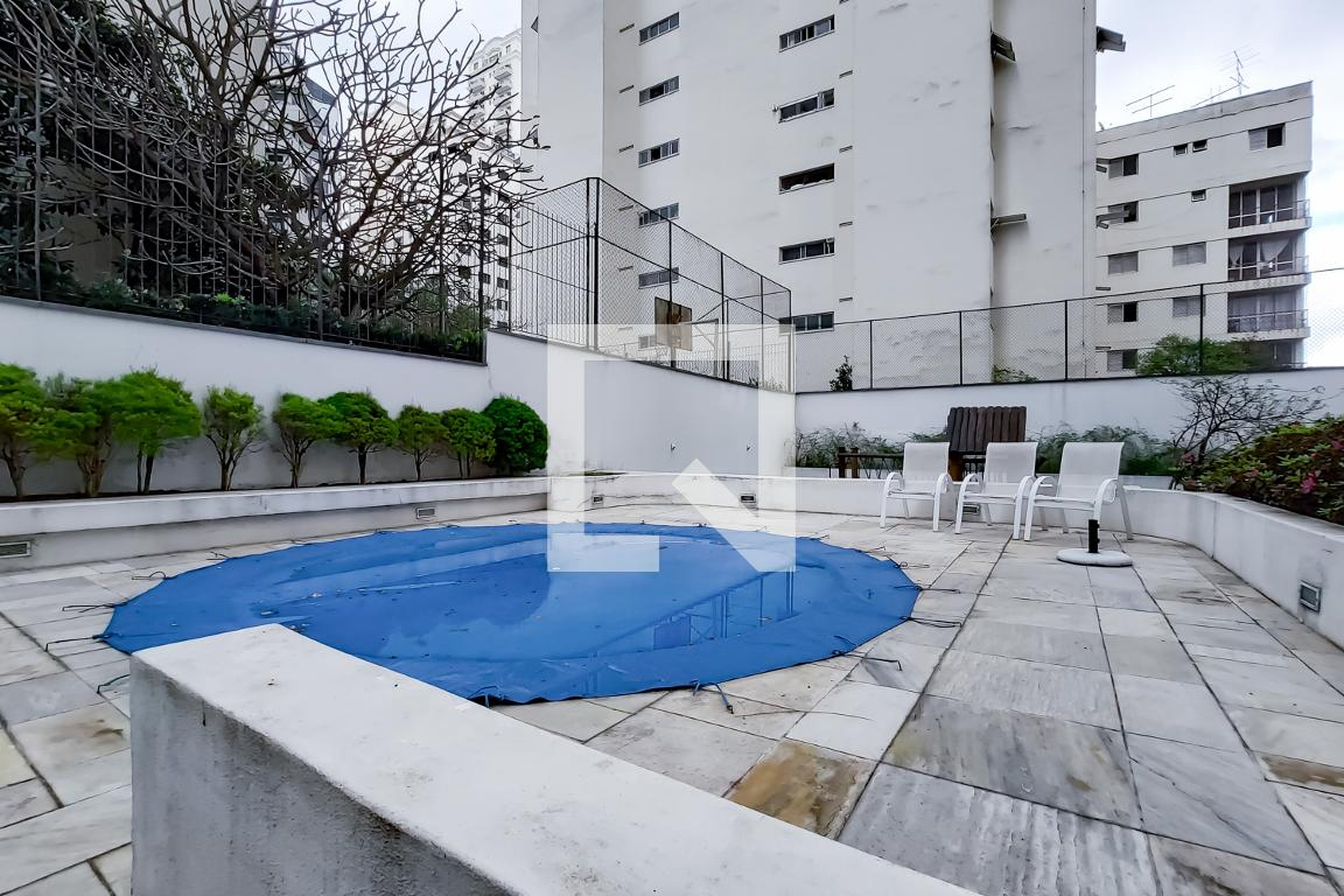 Piscina - Edifício Parco Dei Príncipe