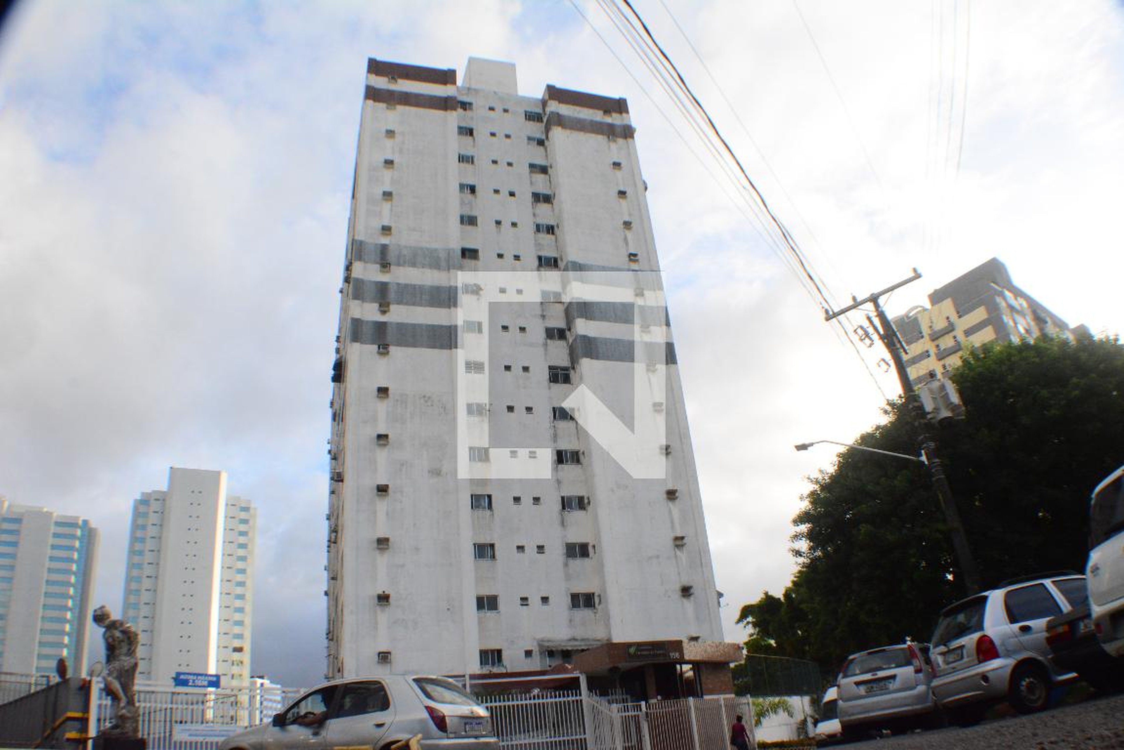 Fachada do Condomínio Condomínio em Rua Jornalista Orlando García, 801