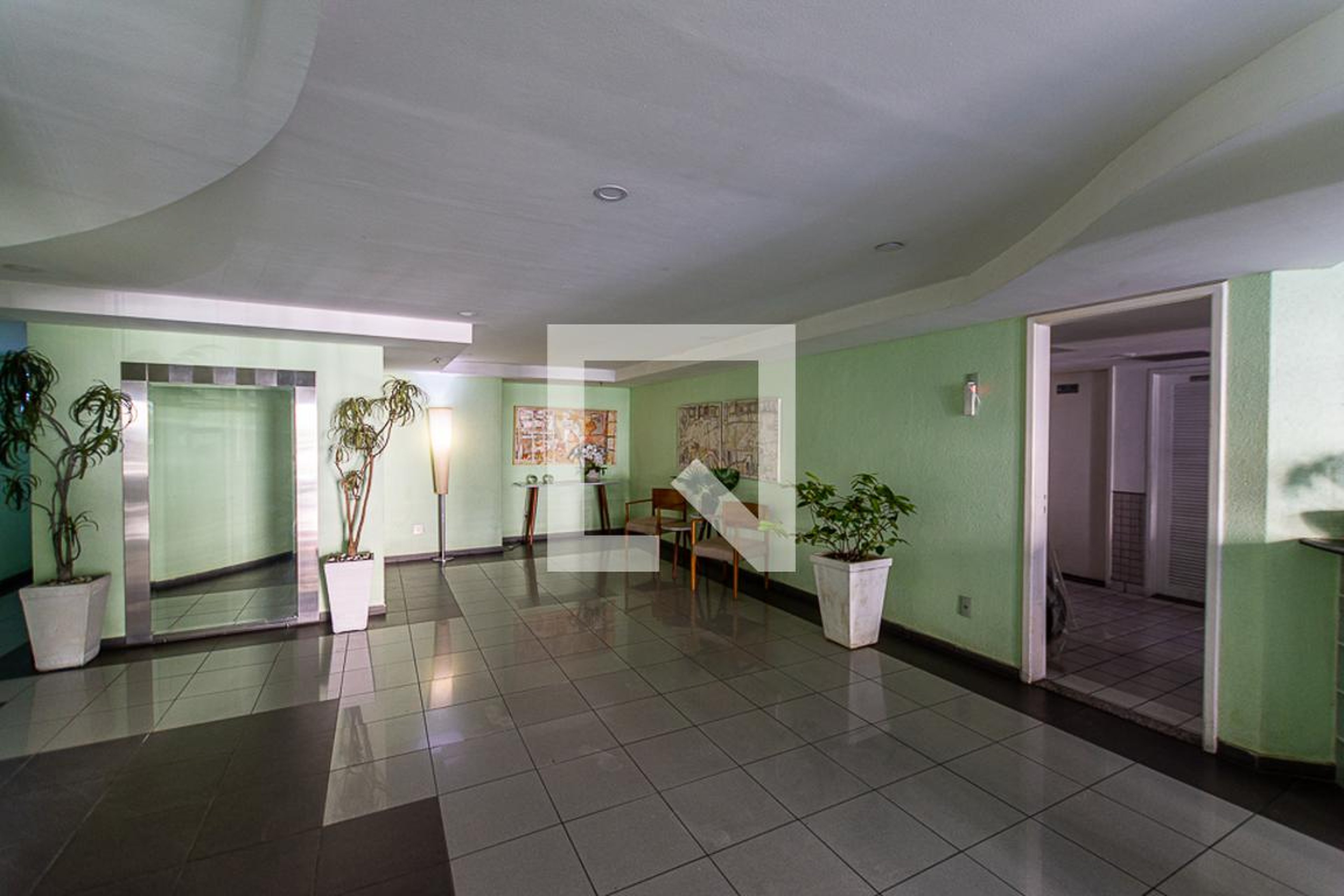 Hall de Entrada - Tour D' Argent