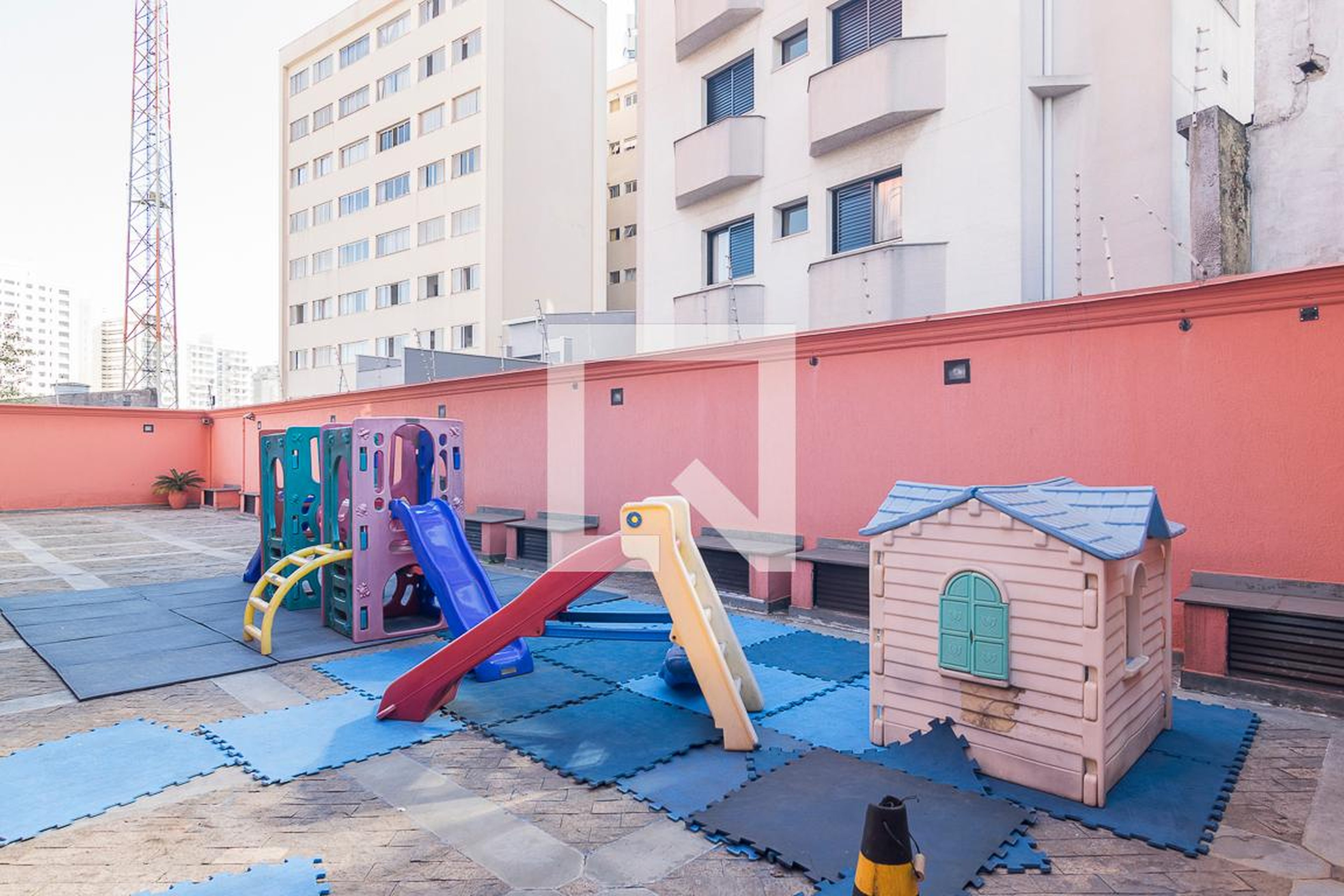 Playground - Edifício Brithania II