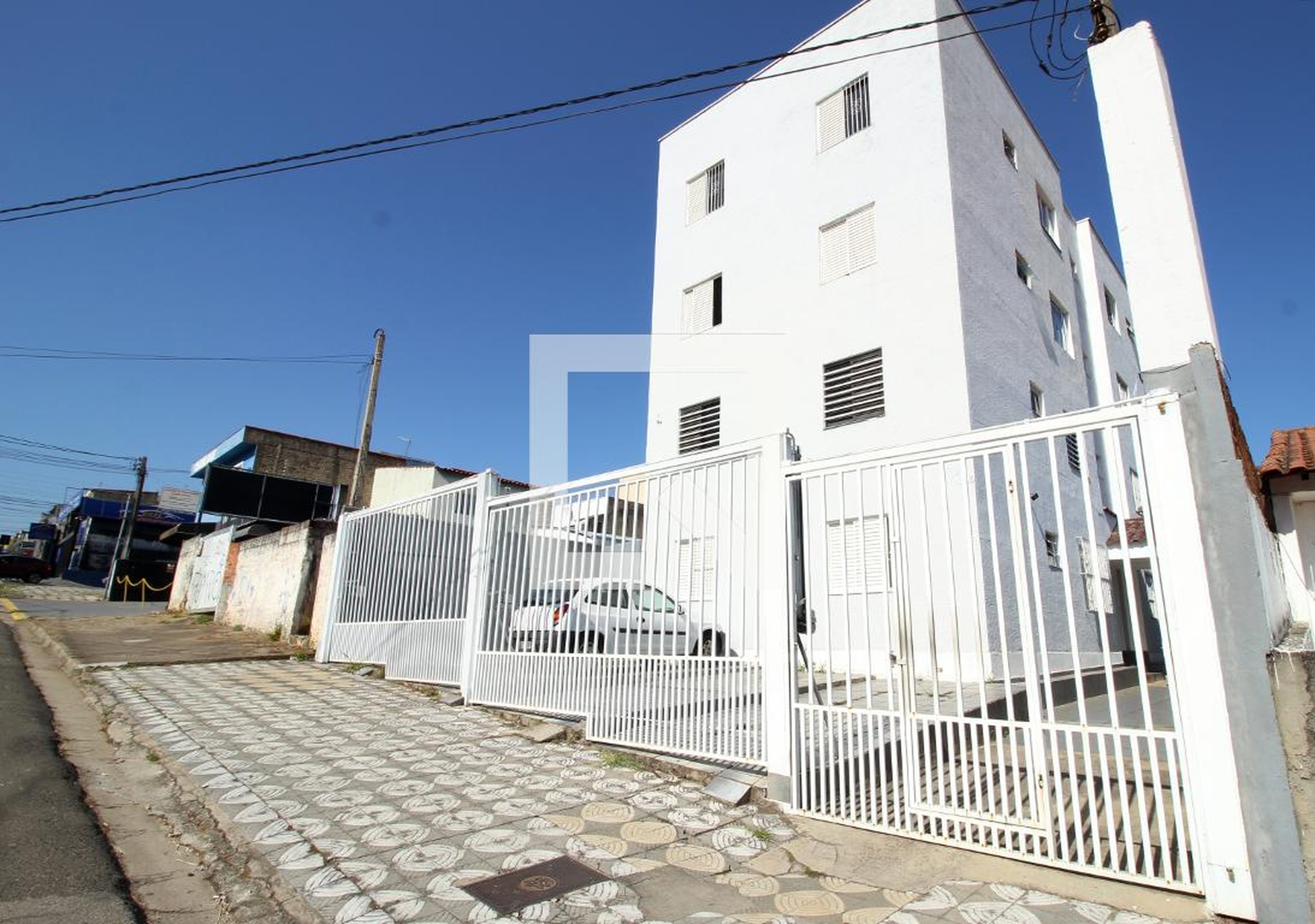 Fachada Condomínio Aldrien