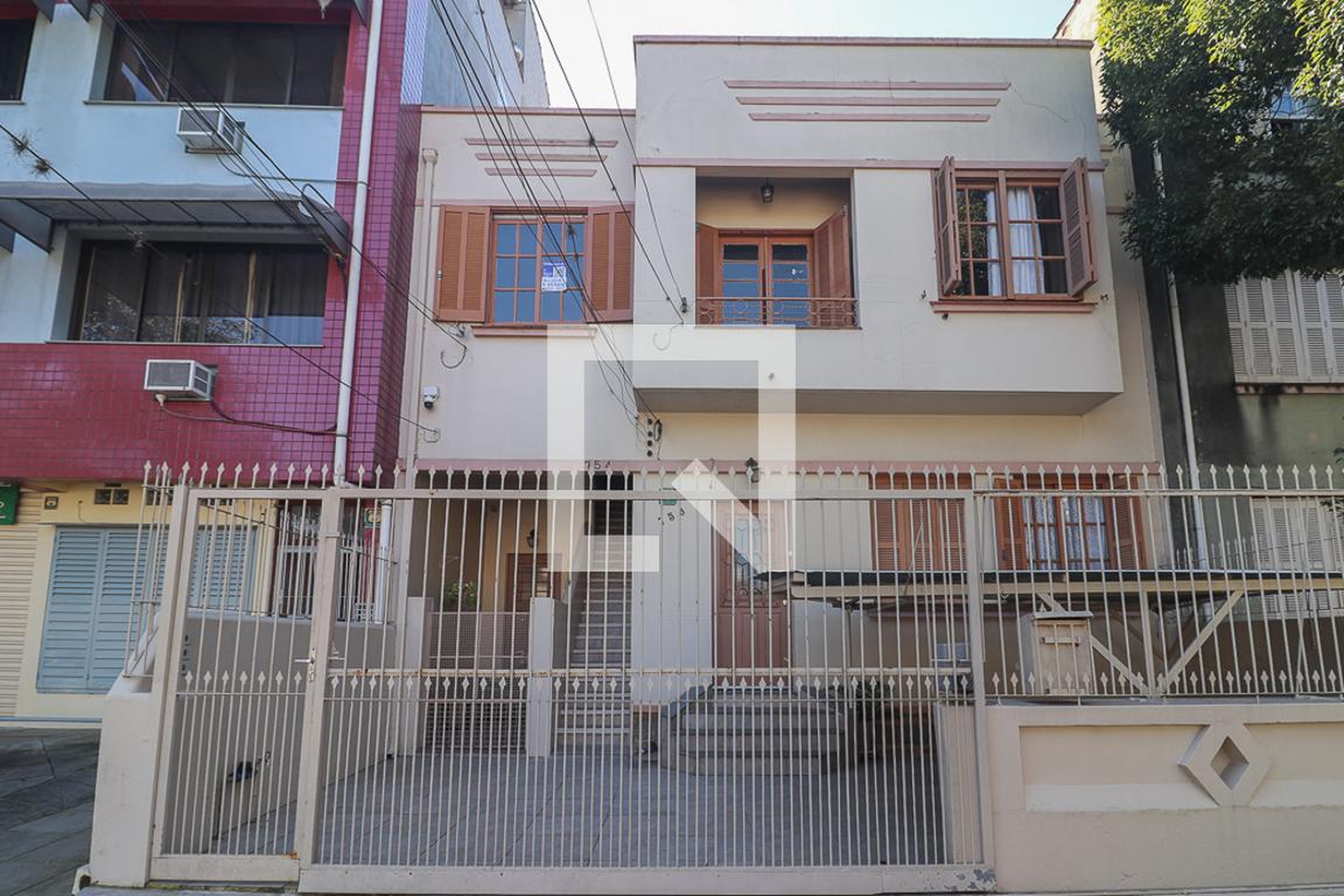 Fachada Condomínio em Avenida Guido Mondim, 750