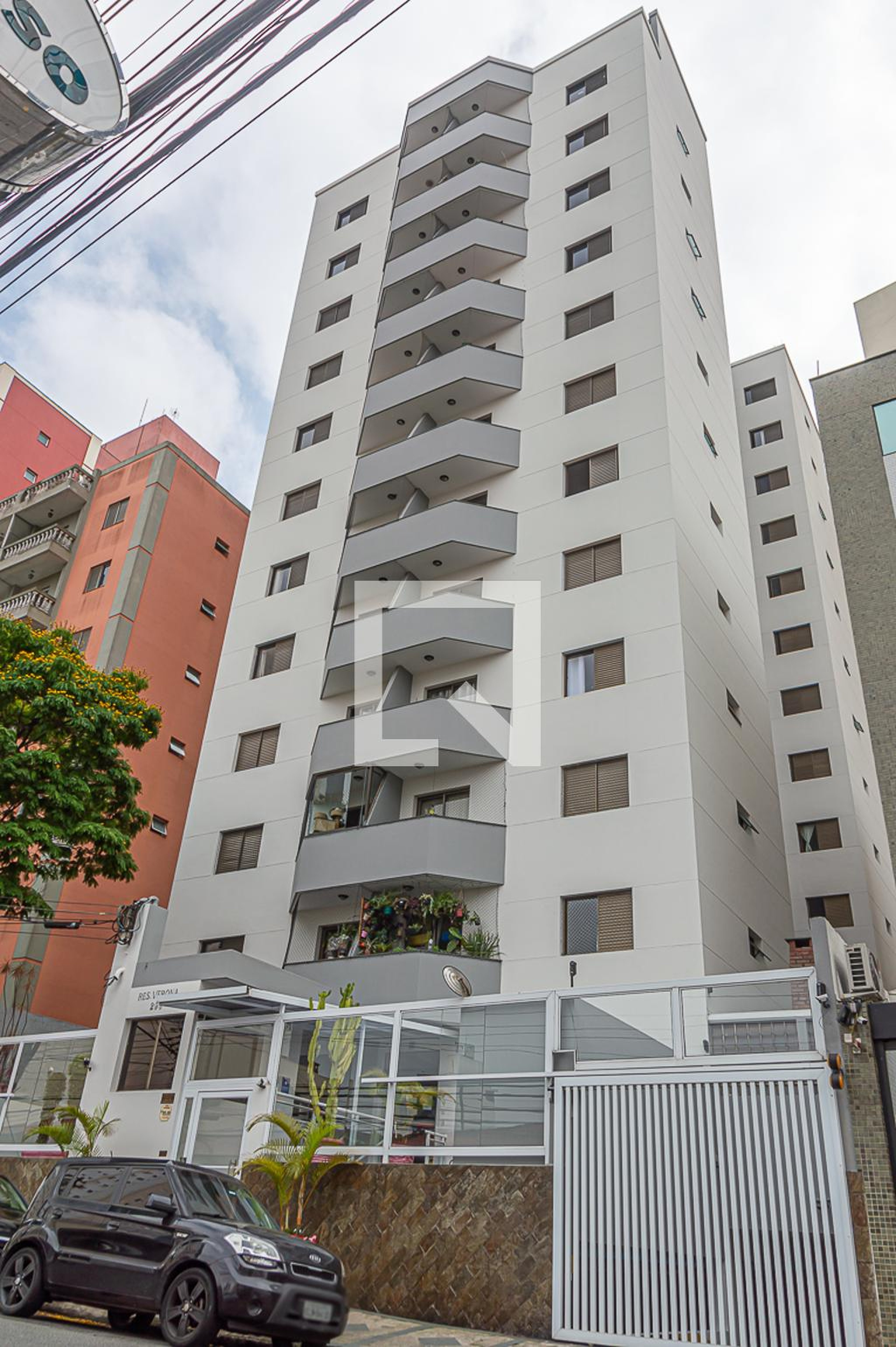 Fachada do Condomínio Residencial Verona