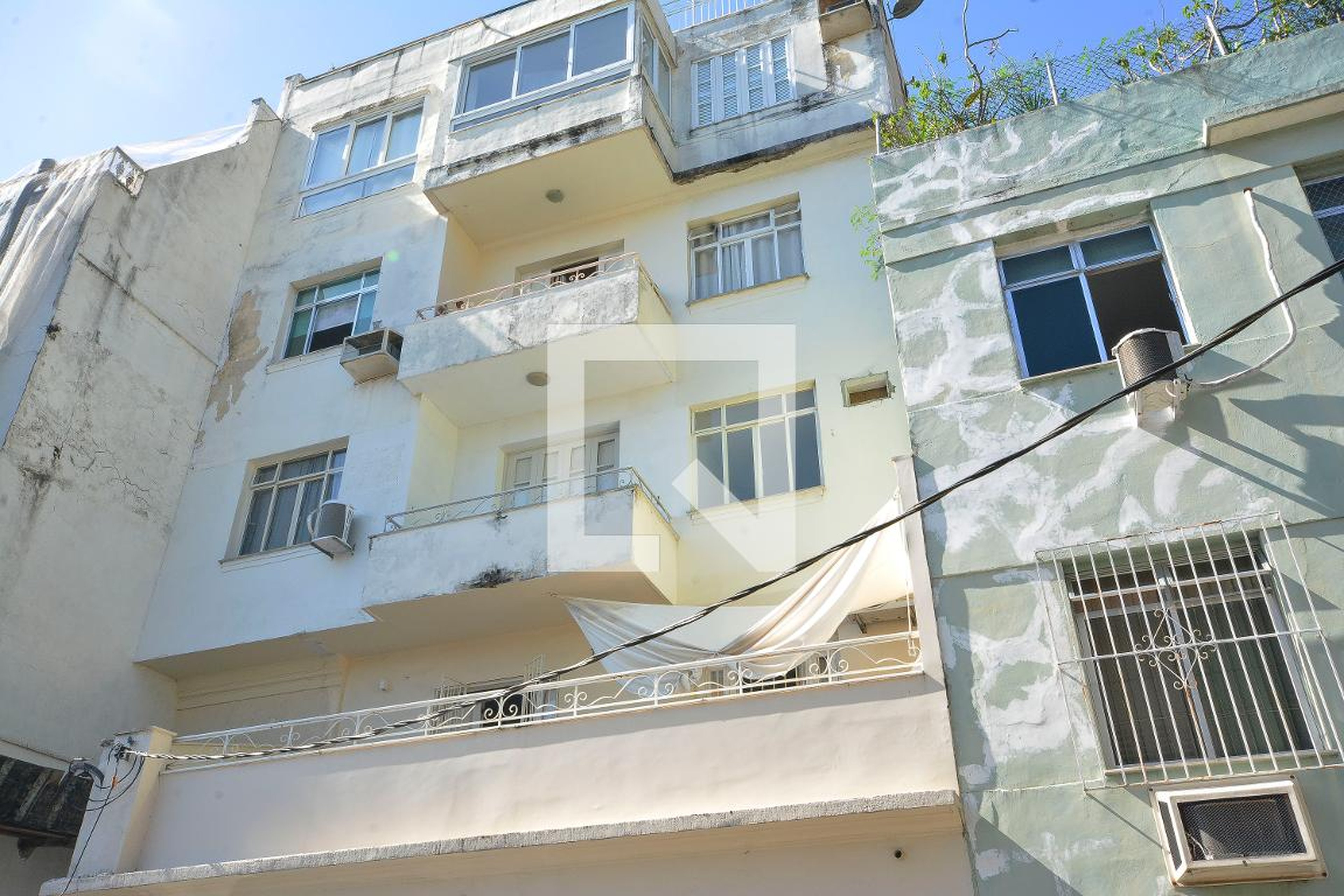 Fachada Edifício Quarenta e Quatro