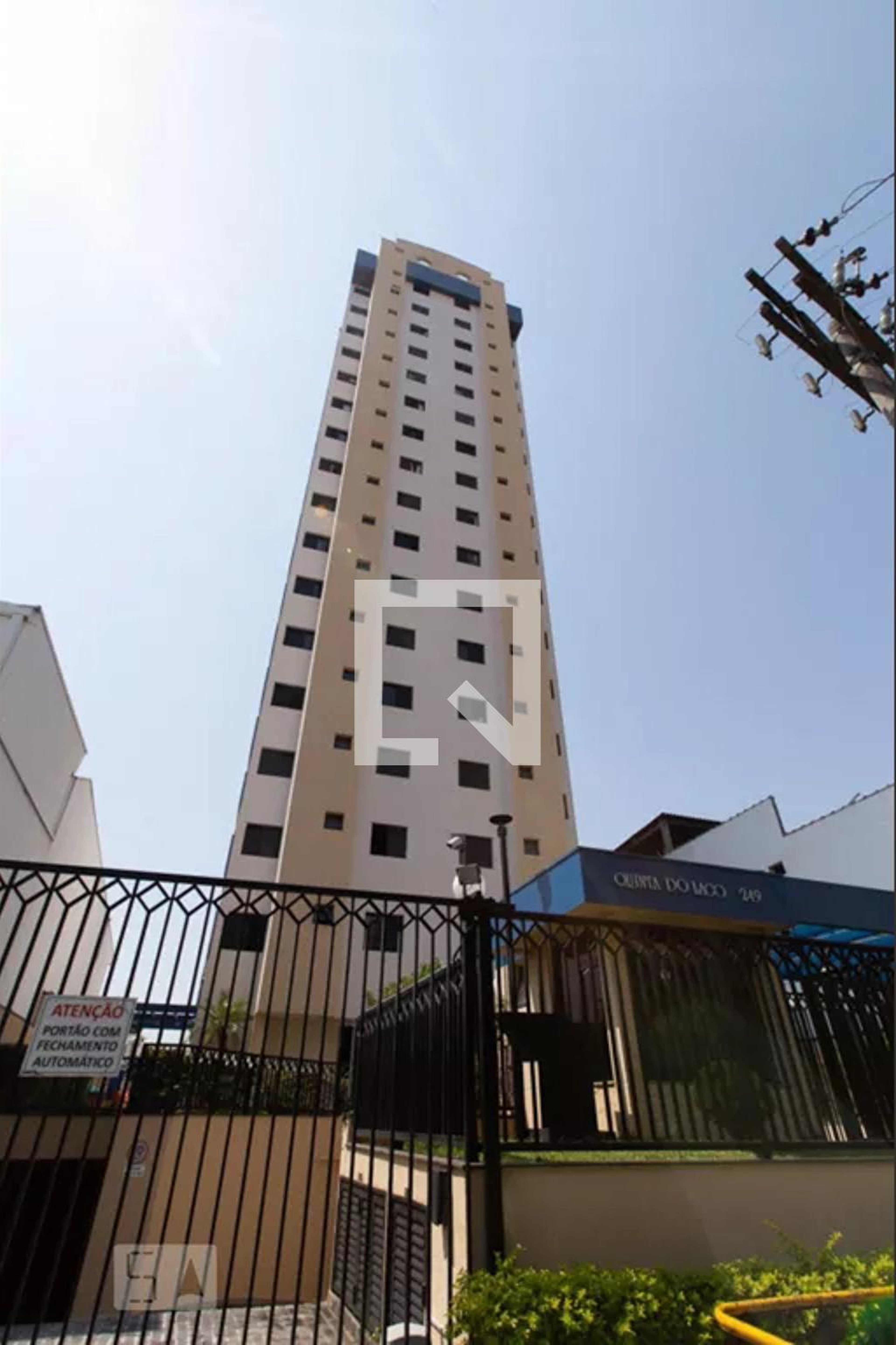 Fachada do Condomínio Edifício Quinta do Lago