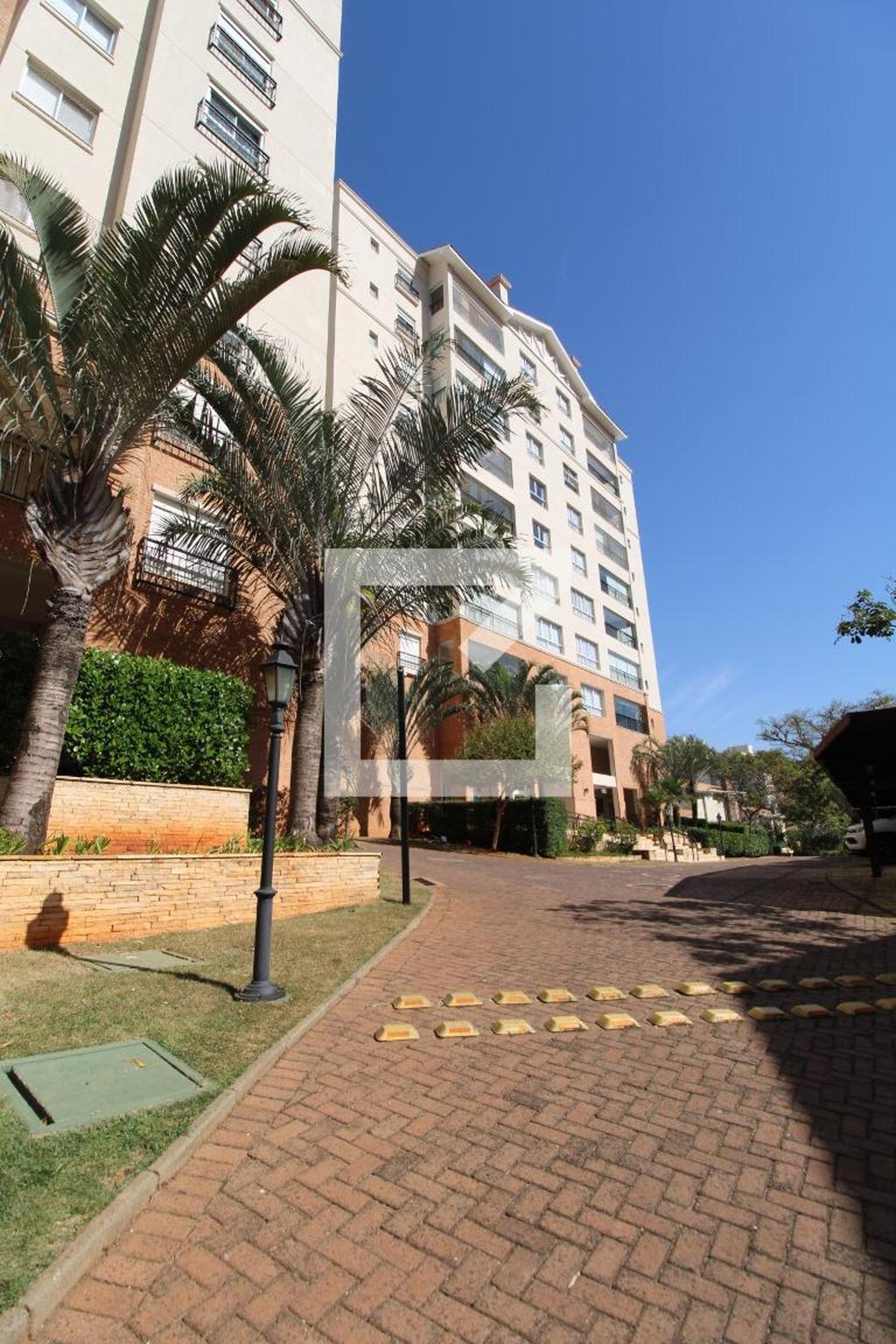 Fachada do Prédio Condomínio Galleria Boulevard