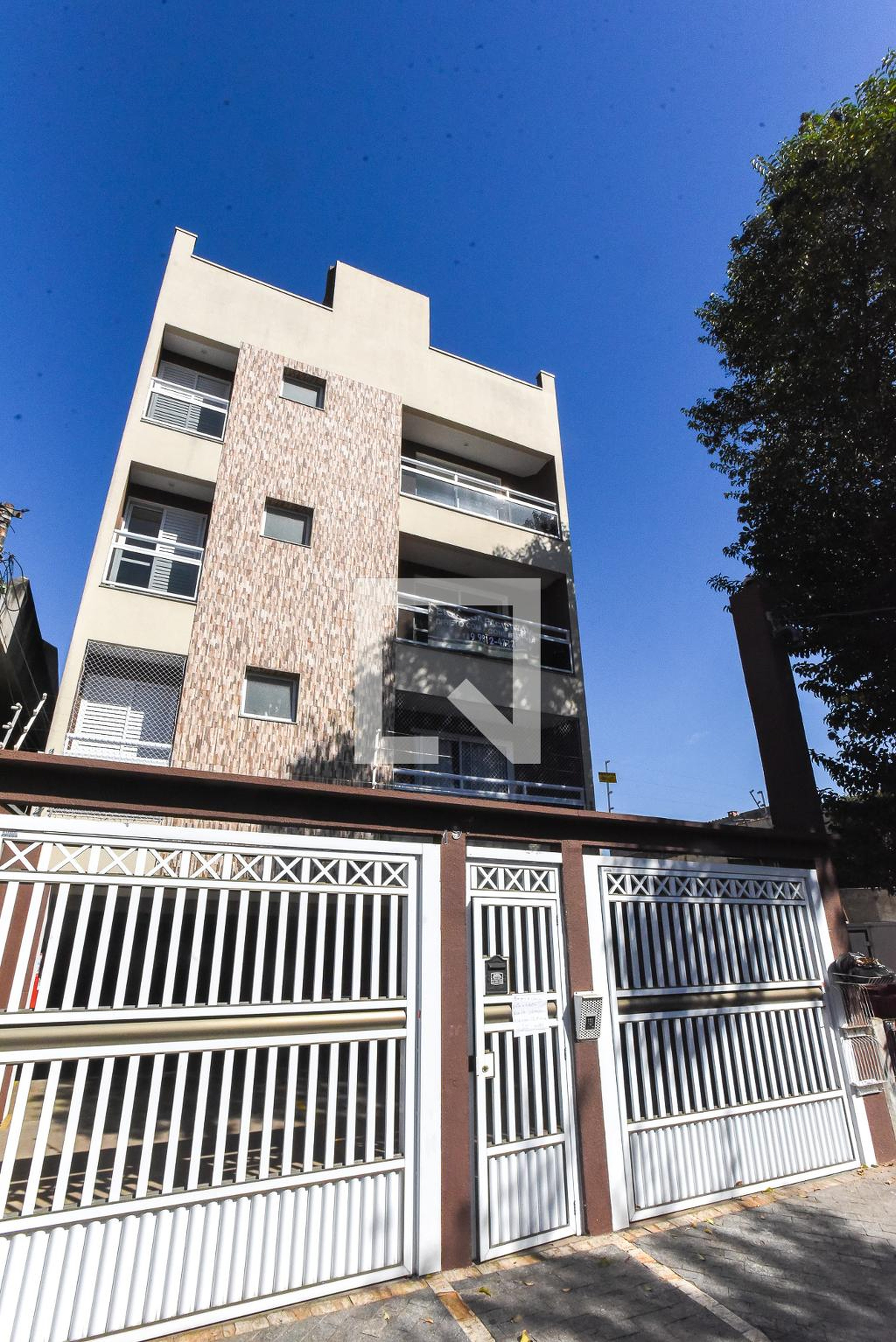 Fachada Condomínio em Rua Tibiriçá, 19