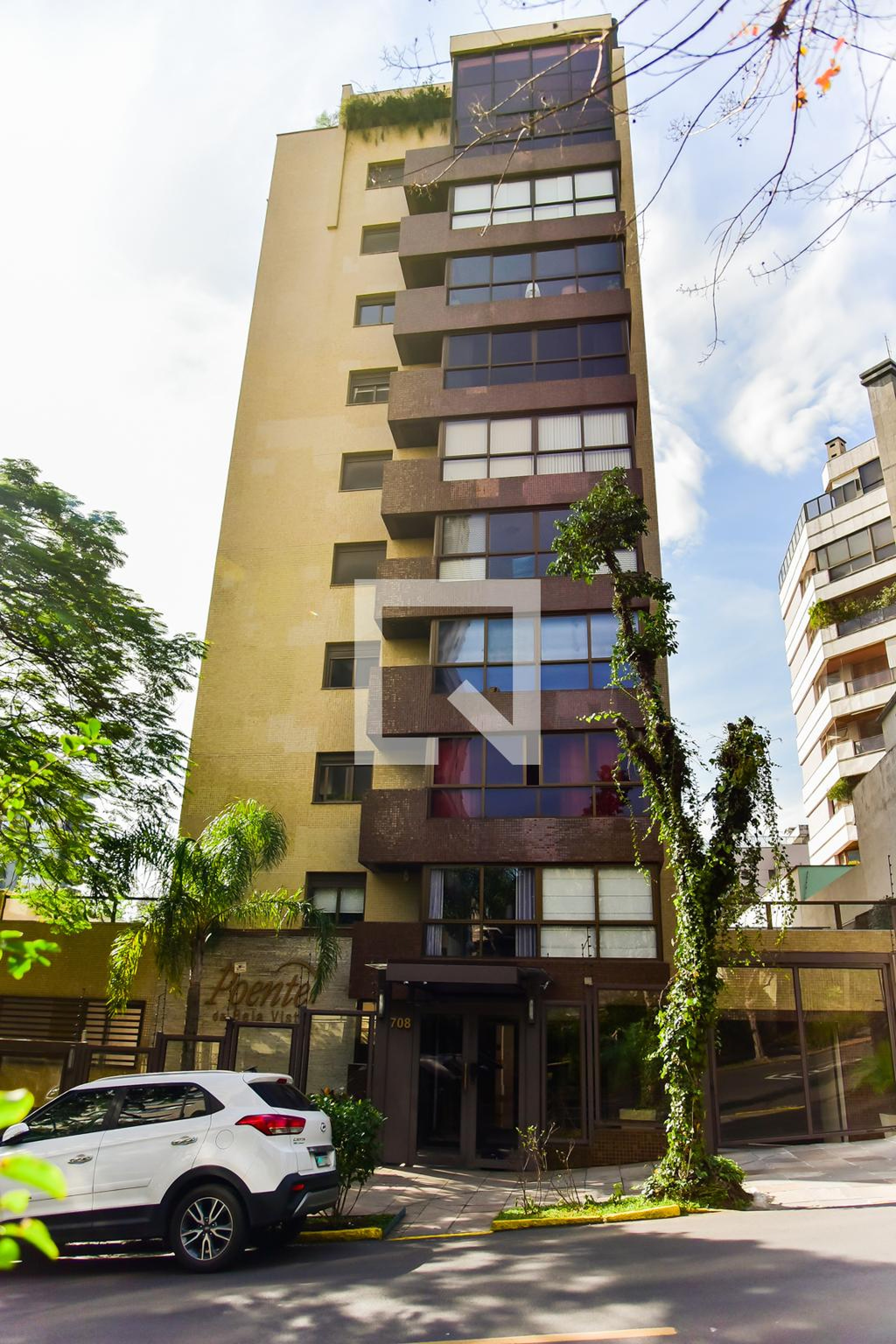 Fachada do Prédio Condomínio Poente da Bela Vista