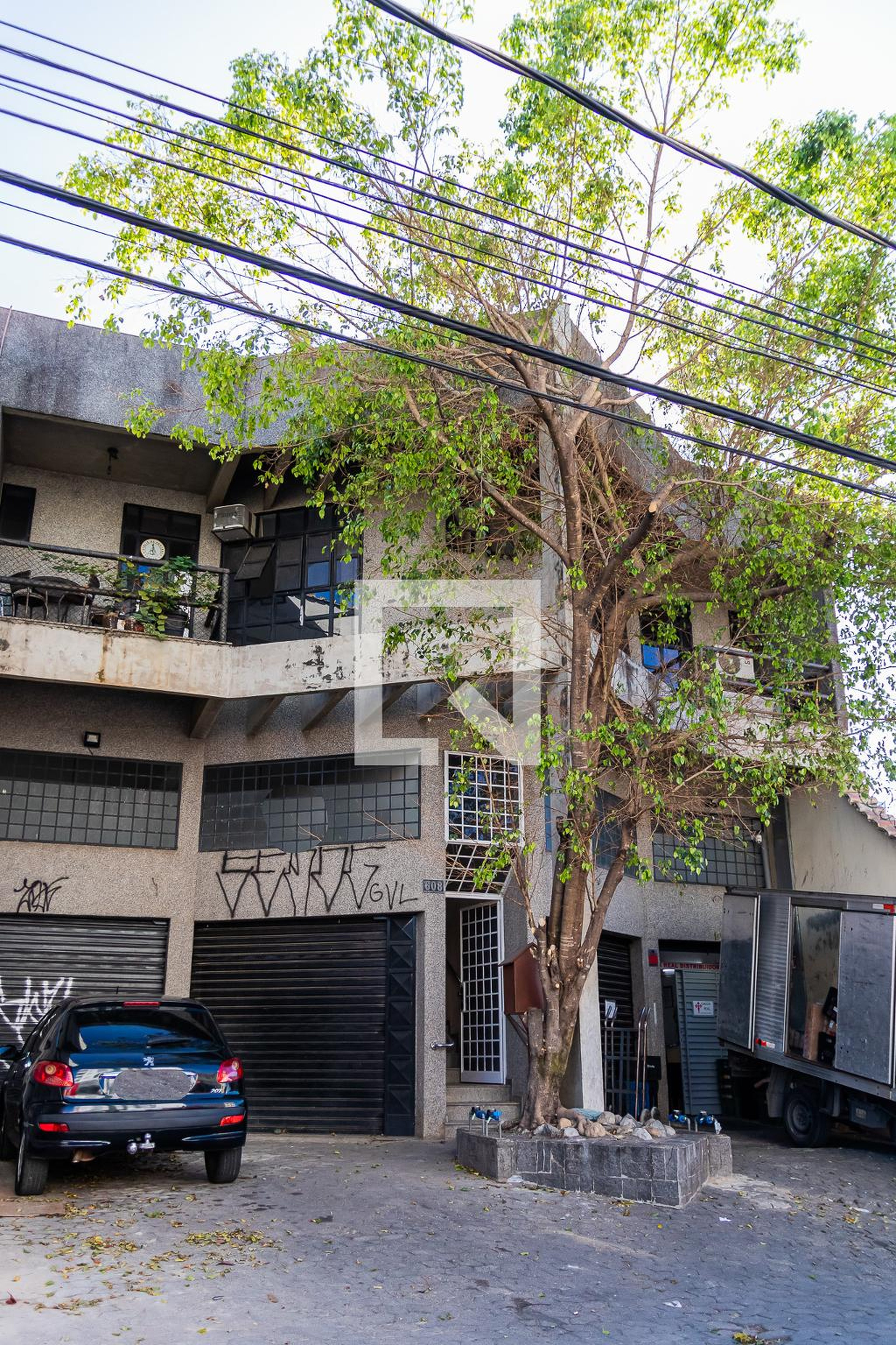 Fachada Condomínio em Rua Dorival Machado, 608