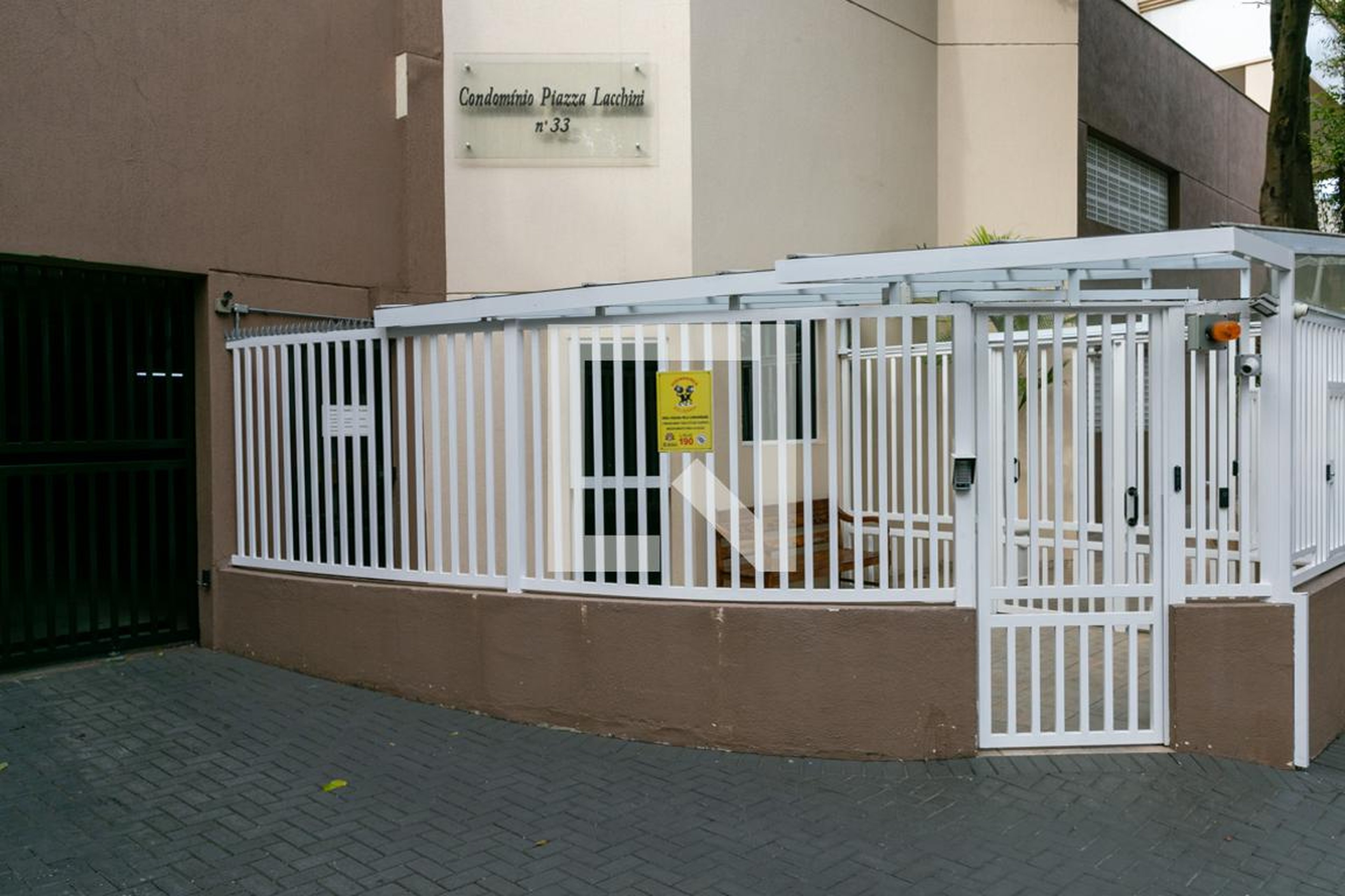 Fachada do condomínio Condomínio Piazza Lacchini