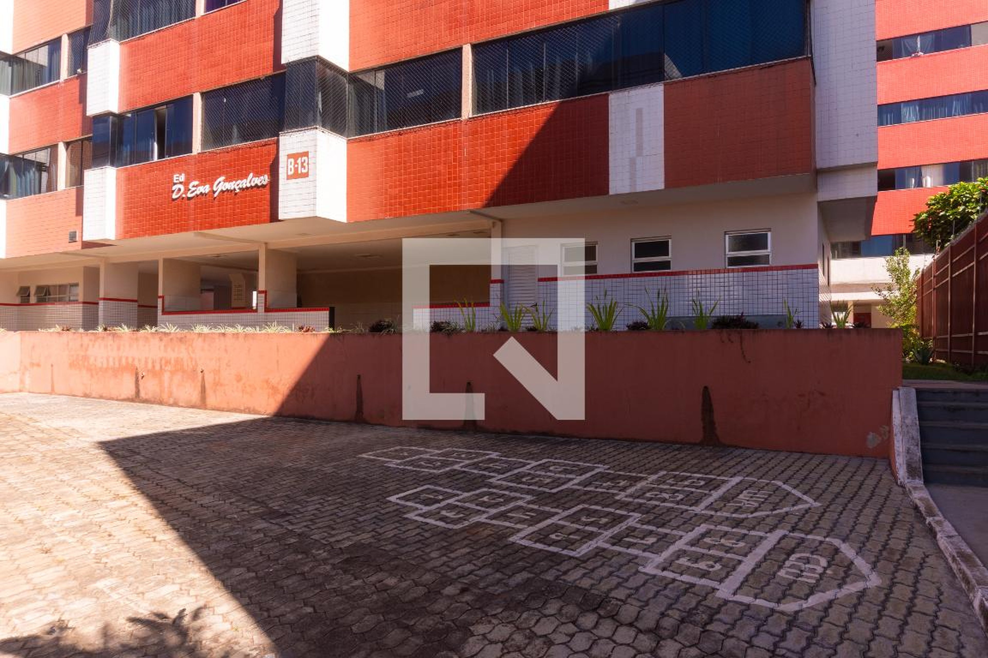 Fachada do Prédio Condomínio Eva Gonçalves