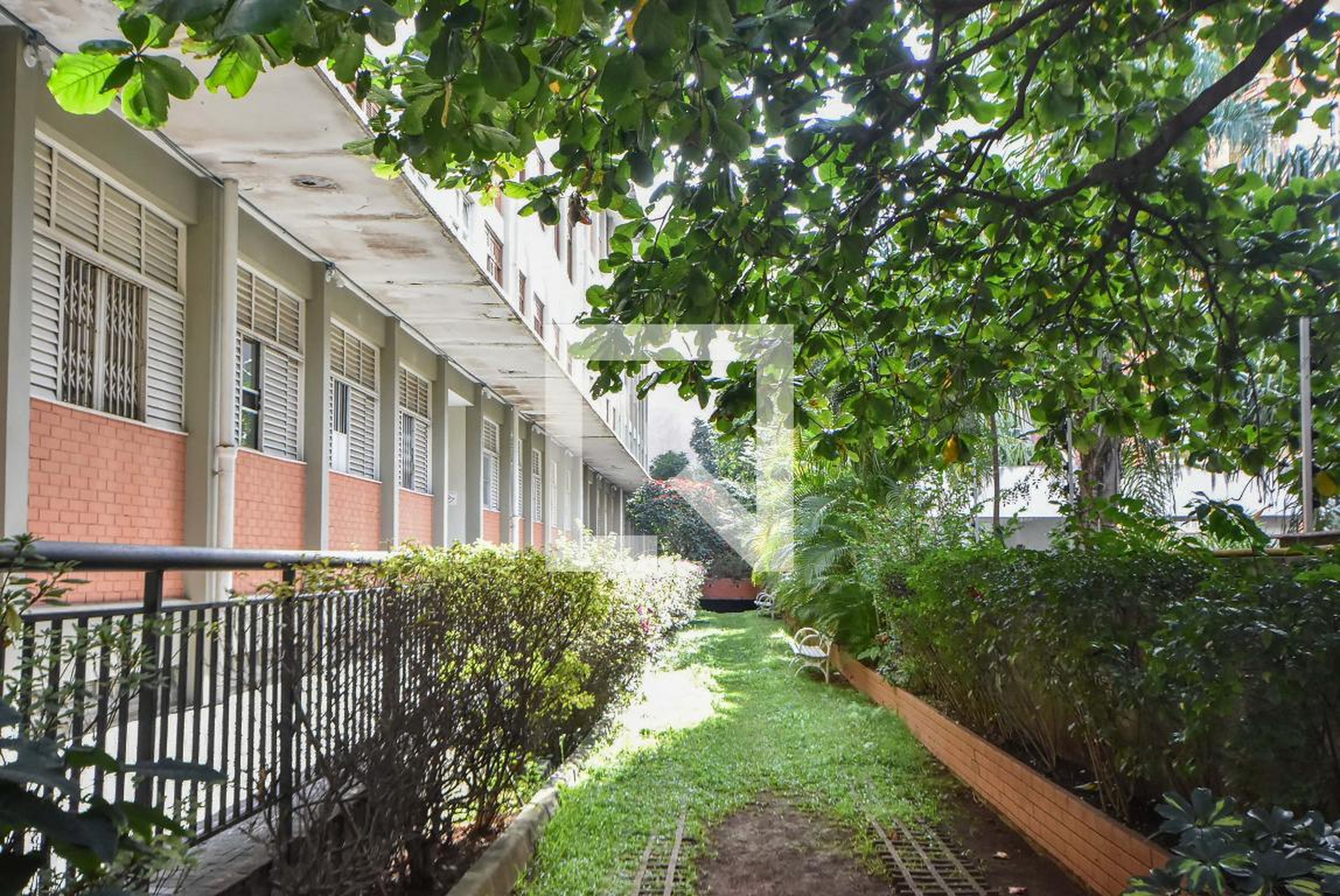 Condomínio - Arco Íris