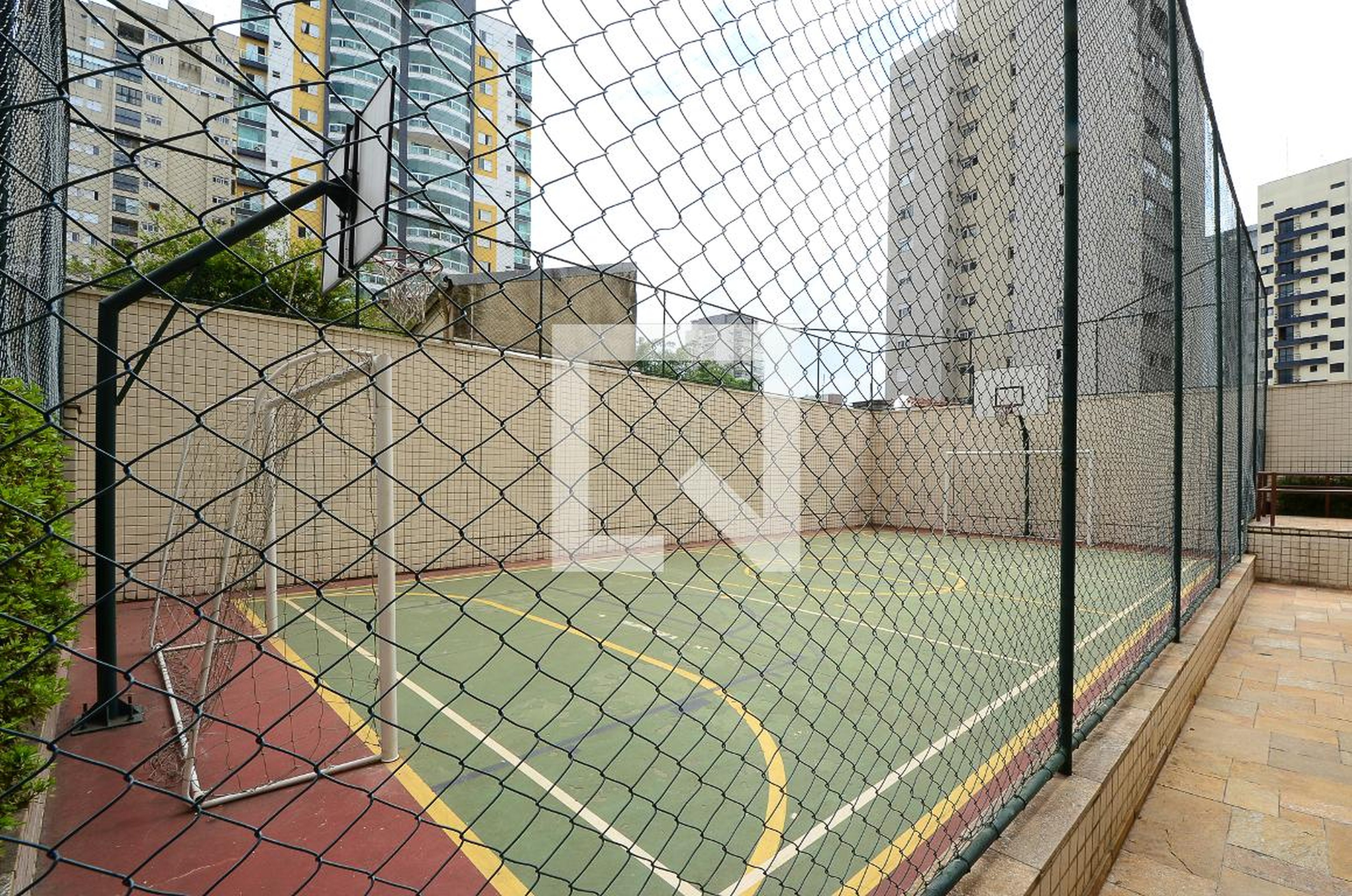 Quadra Esportiva - Zaragoza