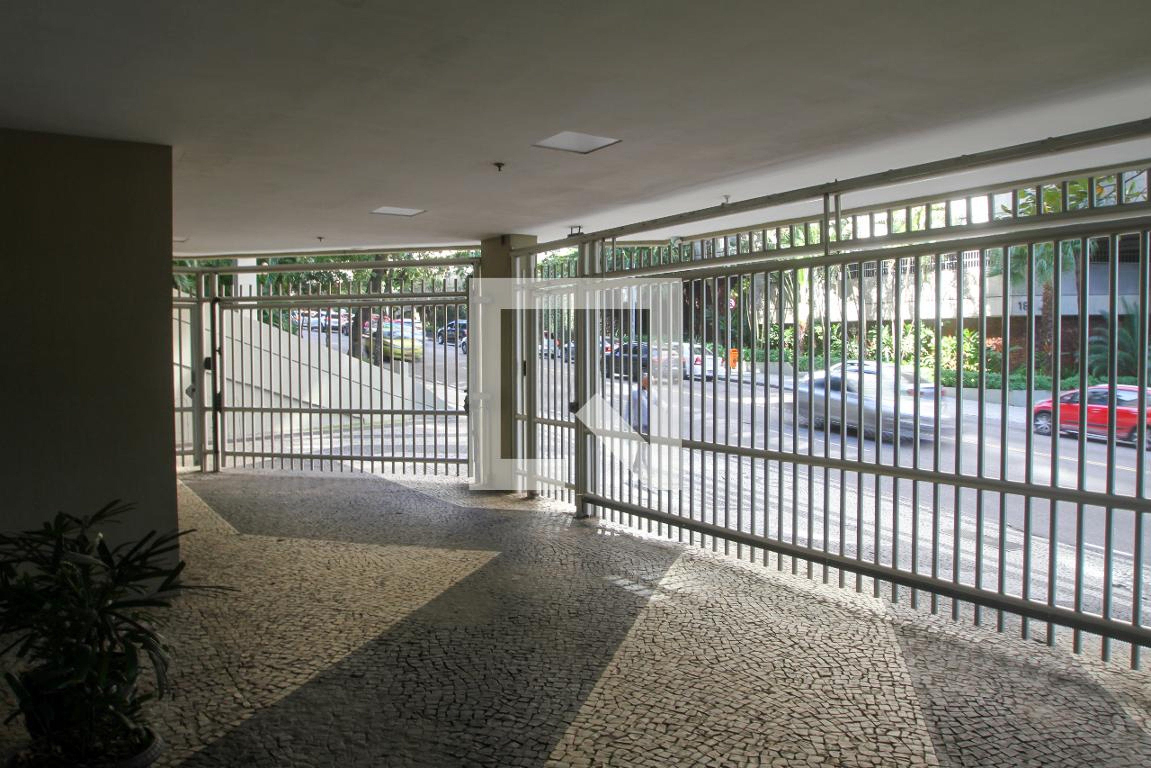 Entrada do Prédio - Mirante da Lagoa